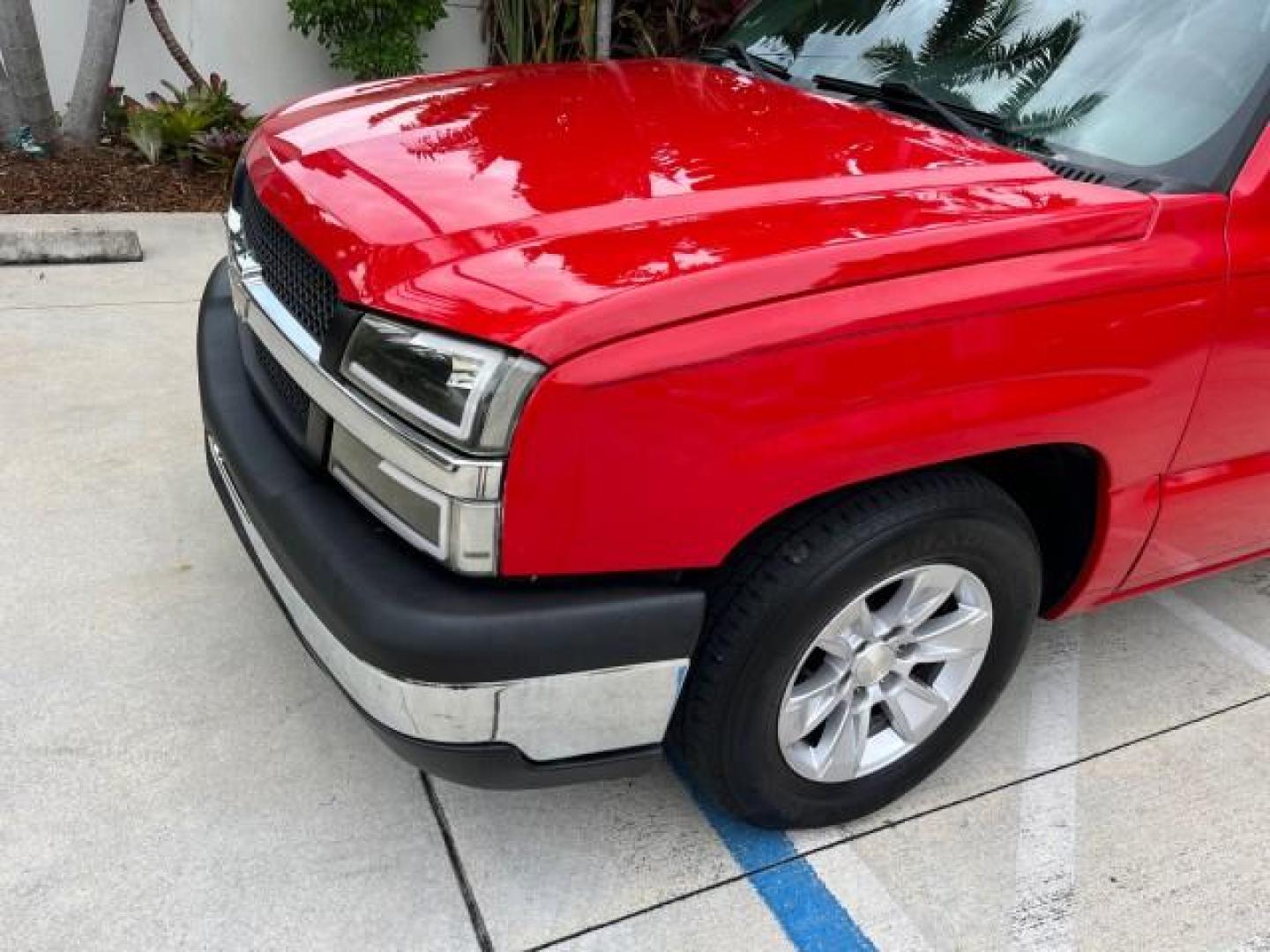 2005 Sport Red Metallic /Medium Gray Chevrolet Silverado 1500 4 DR LOW MILES 79,987 (1GCEC19X25Z) with an 4.3L Vortec 4300 V6 MFI Engine engine, Automatic transmission, located at 4701 North Dixie Hwy, Pompano Beach, FL, 33064, (954) 422-2889, 26.240938, -80.123474 - OUR WEBPAGE FLORIDACARS1.COM HAS OVER 100 PHOTOS AND FREE CARFAX LINK 2005 CHEVROLET SILVERADO 1500 ROAD READY WORK READY VIN: 1GCEC19X25Z205566 NO ACCIDENTS 6,6 FT BED 4 DOOR EXTENDED CAB PICKUP NO RECALLS 4.3L V6 4.3L V6 F FLORIDA OWNER GASOLINE BLUETOOTH LOW MILES 79,987 REAR WHEEL DRIVE BACK UP - Photo#68