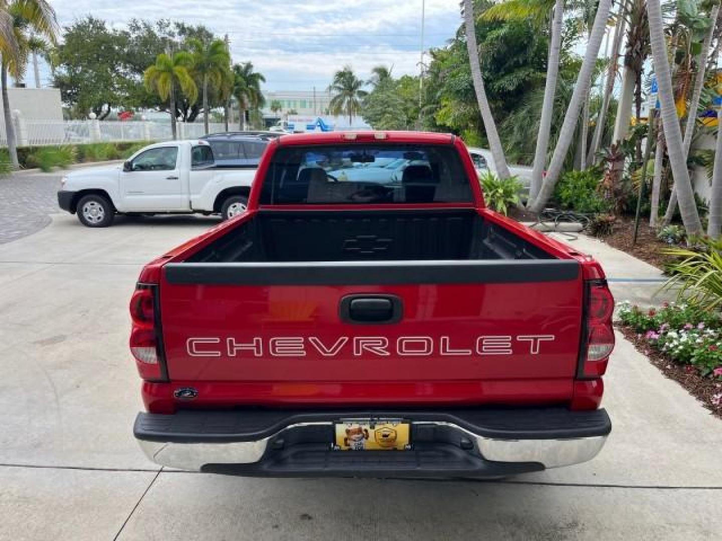 2005 Sport Red Metallic /Medium Gray Chevrolet Silverado 1500 4 DR LOW MILES 79,987 (1GCEC19X25Z) with an 4.3L Vortec 4300 V6 MFI Engine engine, Automatic transmission, located at 4701 North Dixie Hwy, Pompano Beach, FL, 33064, (954) 422-2889, 26.240938, -80.123474 - OUR WEBPAGE FLORIDACARS1.COM HAS OVER 100 PHOTOS AND FREE CARFAX LINK 2005 CHEVROLET SILVERADO 1500 ROAD READY WORK READY VIN: 1GCEC19X25Z205566 NO ACCIDENTS 6,6 FT BED 4 DOOR EXTENDED CAB PICKUP NO RECALLS 4.3L V6 4.3L V6 F FLORIDA OWNER GASOLINE BLUETOOTH LOW MILES 79,987 REAR WHEEL DRIVE BACK UP - Photo#83