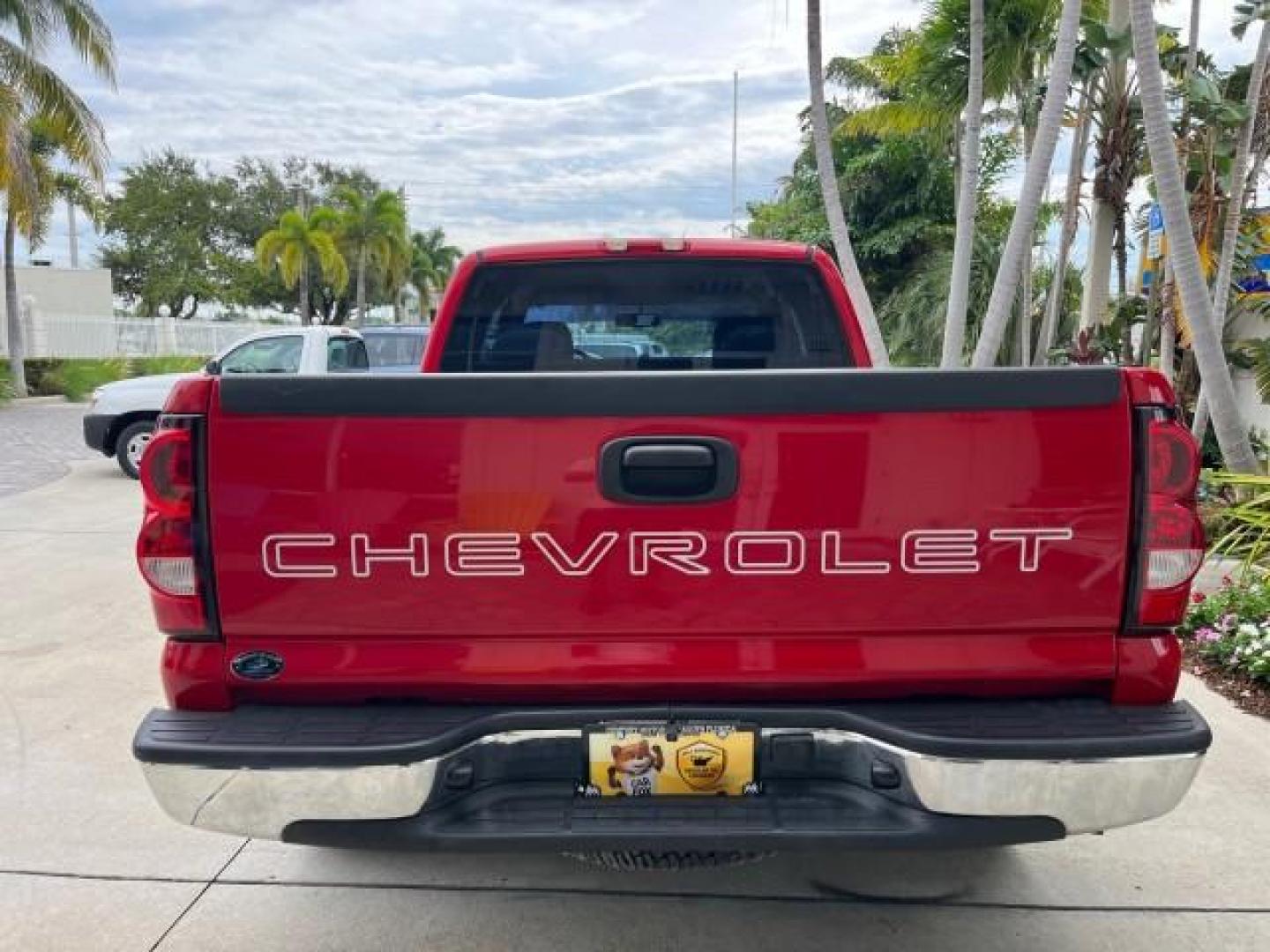 2005 Sport Red Metallic /Medium Gray Chevrolet Silverado 1500 4 DR LOW MILES 79,987 (1GCEC19X25Z) with an 4.3L Vortec 4300 V6 MFI Engine engine, Automatic transmission, located at 4701 North Dixie Hwy, Pompano Beach, FL, 33064, (954) 422-2889, 26.240938, -80.123474 - OUR WEBPAGE FLORIDACARS1.COM HAS OVER 100 PHOTOS AND FREE CARFAX LINK 2005 CHEVROLET SILVERADO 1500 ROAD READY WORK READY VIN: 1GCEC19X25Z205566 NO ACCIDENTS 6,6 FT BED 4 DOOR EXTENDED CAB PICKUP NO RECALLS 4.3L V6 4.3L V6 F FLORIDA OWNER GASOLINE BLUETOOTH LOW MILES 79,987 REAR WHEEL DRIVE BACK UP - Photo#88