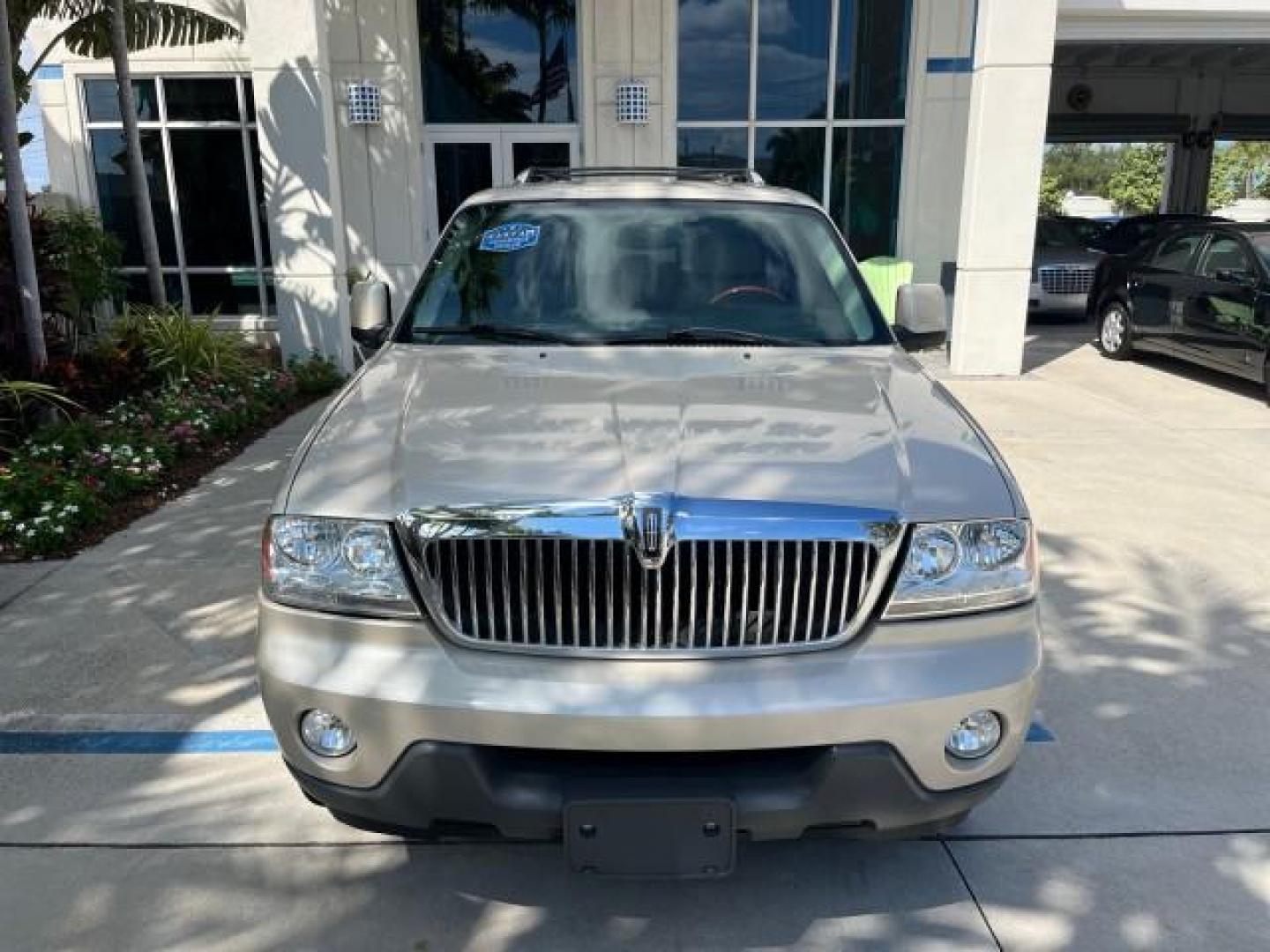 2005 Light French Silk Metallic /Camel Lincoln Aviator SUV LOW MILES 80,310 (5LMEU68H75Z) with an 4.6L DOHC 32-Valve V8 Engine engine, Automatic transmission, located at 4701 North Dixie Hwy, Pompano Beach, FL, 33064, (954) 422-2889, 26.240938, -80.123474 - OUR WEBPAGE FLORIDACARS1.COM HAS OVER 100 PHOTOS AND FREE CARFAX LINK 2005 LINCOLN AVIATOR LUXURY ROAD READY 4.6L V8 VIN: 5LMEU68H75ZJ19344 NO ACCIDENTS 4 DOOR WAGON/SPORT UTILITY NO RECALLS FL OWNER 4.6L V8 F DOHC LOW MILES 80,310 GASOLINE PARK SENSORS 3 ROW LEATHER SEATS REAR WHEEL DRIVE 15 SERVIC - Photo#86