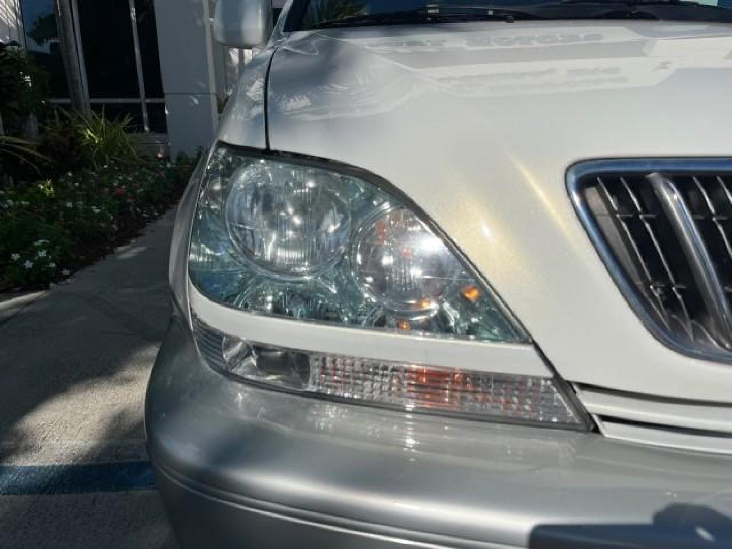 2002 White Gold Crystal /Ivory Lexus RX 300 1 FL LOW MILES 60,785 (JTJHF10U620) with an 3.0L Aluminum 24-Valve V6 Engine engine, Automatic transmission, located at 4701 North Dixie Hwy, Pompano Beach, FL, 33064, (954) 422-2889, 26.240938, -80.123474 - OUR WEBPAGE FLORIDACARS1.COM HAS OVER 100 PHOTOS AND FREE CARFAX LINK 2002 LEXUS RX 300 ROAD READY 3.OL V6 VIN: JTJHF10U620245623 NO RECALLS SUNROOF 4 DOOR WAGON/SPORT UTILITY ALL WHEEL DRIVE 3.0L V6 F 24V POWER LEATHER SEATS GASOLINE 1 OWNER FLORIDA ALL WHEEL DRIVE NEW $44,382 LOW MILES 60,785 AWD - Photo#88