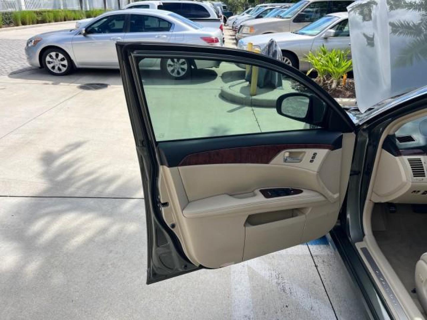 2011 Cypress Pearl /Ivory Toyota Avalon 1 FL Limited LOW MILES 22,958 (4T1BK3DB1BU) with an 3.5L DOHC EFI 24-Valve V6 Engine engine, Automatic transmission, located at 4701 North Dixie Hwy, Pompano Beach, FL, 33064, (954) 422-2889, 26.240938, -80.123474 - OUR WEBPAGE FLORIDACARS1.COM HAS OVER 100 PHOTOS AND FREE CARFAX LINK 2011 TOYOTA AVALON LIMITED ROAD READY 3.5L V6 LIMITED VIN: 4T1BK3DB1BU409132 LIMITED 1 OWNER FLORIDA 29 MPG SEDAN 4 DR DUAL AC POWER LEATHER SEATS 3.5L V6 F DOHC 24V PUSH BUTTON START NAVIGATION BACK UP CAMERA GASOLINE BLUETOOTH L - Photo#9