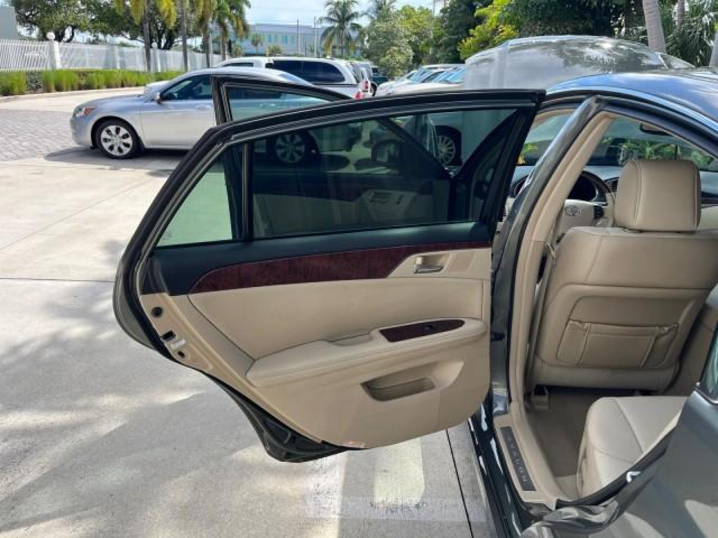 2011 Cypress Pearl /Ivory Toyota Avalon 1 FL Limited LOW MILES 22,958 (4T1BK3DB1BU) with an 3.5L DOHC EFI 24-Valve V6 Engine engine, Automatic transmission, located at 4701 North Dixie Hwy, Pompano Beach, FL, 33064, (954) 422-2889, 26.240938, -80.123474 - OUR WEBPAGE FLORIDACARS1.COM HAS OVER 100 PHOTOS AND FREE CARFAX LINK 2011 TOYOTA AVALON LIMITED ROAD READY 3.5L V6 LIMITED VIN: 4T1BK3DB1BU409132 LIMITED 1 OWNER FLORIDA 29 MPG SEDAN 4 DR DUAL AC POWER LEATHER SEATS 3.5L V6 F DOHC 24V PUSH BUTTON START NAVIGATION BACK UP CAMERA GASOLINE BLUETOOTH L - Photo#13