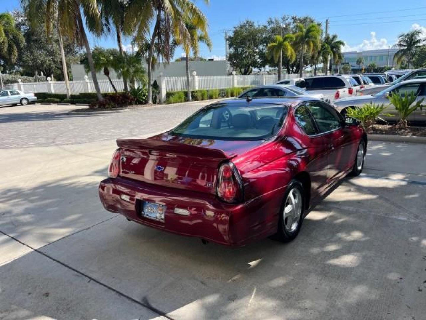 2005 Victory Red /Neutral Chevrolet Monte Carlo 1 FL LT LOW MILES 46,830 (2G1WX12K459) with an 3.8L 3800 V6 SFI Engine engine, Automatic transmission, located at 4701 North Dixie Hwy, Pompano Beach, FL, 33064, (954) 422-2889, 26.240938, -80.123474 - OUR WEBPAGE FLORIDACARS1.COM HAS OVER 100 PHOTOS AND FREE CARFAX LINK 2005 CHEVROLET MONTE CARLO LT ROAD READY 3.8L V6 VIN: 2G1WX12K459271076 NO ACCIDENTS 30 MPG COUPE NO RECALLS 3.8L V6 F OHV THE BEST 1 OWNER FLORIDA GASOLINE LOW MILES 46,830 FRONT WHEEL DRIVE POWER LEATHER SEATS Alloy Wheels Autom - Photo#7