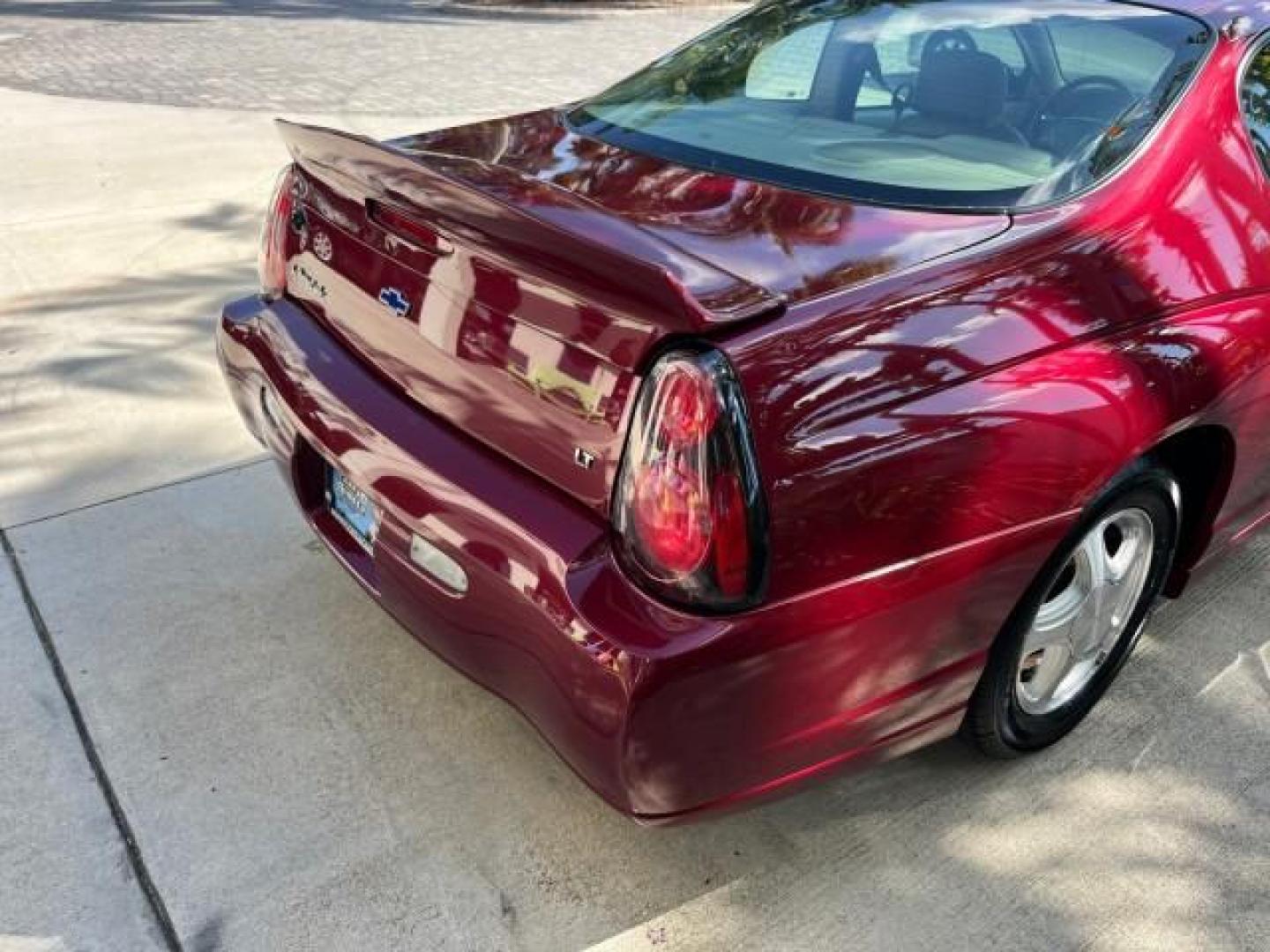 2005 Victory Red /Neutral Chevrolet Monte Carlo 1 FL LT LOW MILES 46,830 (2G1WX12K459) with an 3.8L 3800 V6 SFI Engine engine, Automatic transmission, located at 4701 North Dixie Hwy, Pompano Beach, FL, 33064, (954) 422-2889, 26.240938, -80.123474 - OUR WEBPAGE FLORIDACARS1.COM HAS OVER 100 PHOTOS AND FREE CARFAX LINK 2005 CHEVROLET MONTE CARLO LT ROAD READY 3.8L V6 VIN: 2G1WX12K459271076 NO ACCIDENTS 30 MPG COUPE NO RECALLS 3.8L V6 F OHV THE BEST 1 OWNER FLORIDA GASOLINE LOW MILES 46,830 FRONT WHEEL DRIVE POWER LEATHER SEATS Alloy Wheels Autom - Photo#89