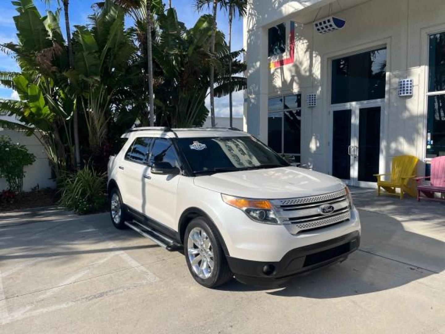 2011 White Suede /Medium Light Stone Ford Explorer 1 FL XLT LOW MILES 72,279 (1FMHK7D88BG) with an 3.5L Ti-VCT V6 Engine engine, Automatic transmission, located at 4701 North Dixie Hwy, Pompano Beach, FL, 33064, (954) 422-2889, 26.240938, -80.123474 - OUR WEBPAGE FLORIDACARS1.COM HAS OVER 100 PHOTOS AND FREE CARFAX LINK 2011 FORD EXPLORER XLT ROAD READY 3.5L V6 XLT VIN: 1FMHK7D88BGA71698 NO ACCIDENTS BLUETOOTH 4 DOOR WAGON/SPORT UTILITY 1 OWNER FLORIDA 3.5L V6 F DOHC 24V LOW MILES 72,279 LEATHER GASOLINE POWER LIFTGATE 3 ROW SEATS NAVIGATION FRON - Photo#1