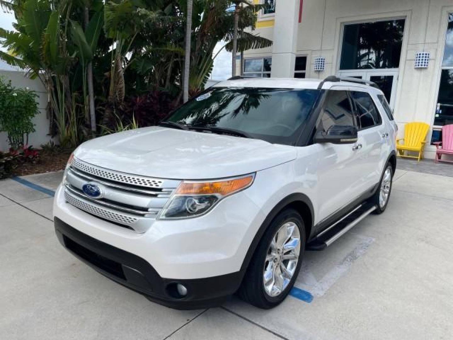 2011 White Suede /Medium Light Stone Ford Explorer 1 FL XLT LOW MILES 72,279 (1FMHK7D88BG) with an 3.5L Ti-VCT V6 Engine engine, Automatic transmission, located at 4701 North Dixie Hwy, Pompano Beach, FL, 33064, (954) 422-2889, 26.240938, -80.123474 - OUR WEBPAGE FLORIDACARS1.COM HAS OVER 100 PHOTOS AND FREE CARFAX LINK 2011 FORD EXPLORER XLT ROAD READY 3.5L V6 XLT VIN: 1FMHK7D88BGA71698 NO ACCIDENTS BLUETOOTH 4 DOOR WAGON/SPORT UTILITY 1 OWNER FLORIDA 3.5L V6 F DOHC 24V LOW MILES 72,279 LEATHER GASOLINE POWER LIFTGATE 3 ROW SEATS NAVIGATION FRON - Photo#81