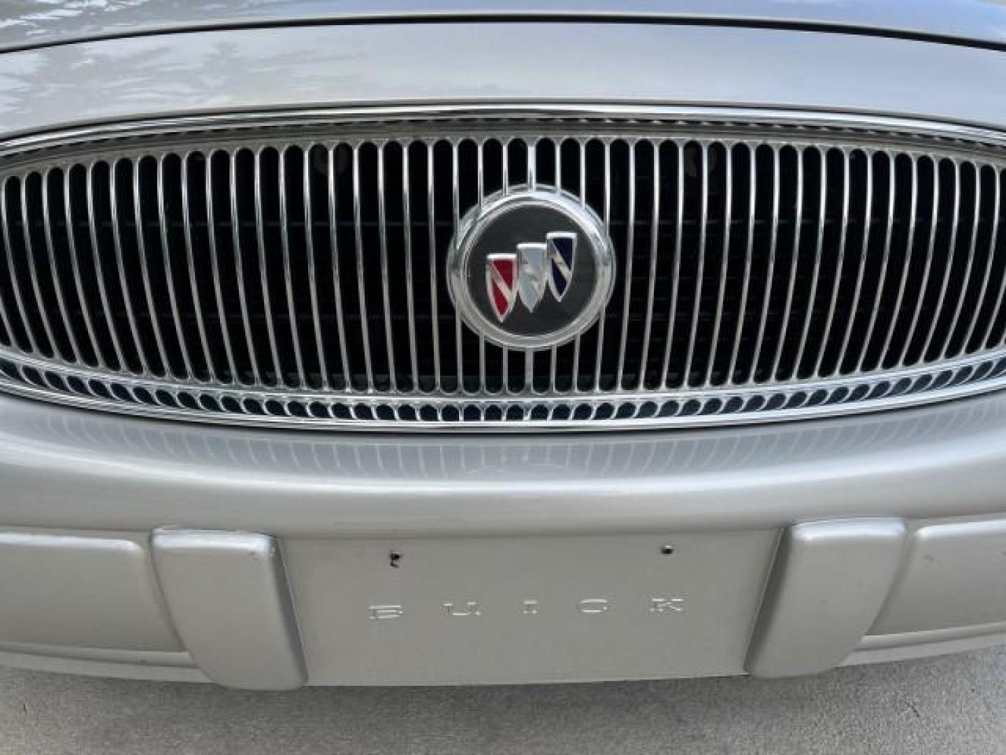 2004 Steelmist Metallic /Medium Gray Buick LeSabre 1 OWNER VERY LOW MILES 49,946 (1G4HP52K144) with an 3.8L 3800 V6 SFI Engine engine, Automatic transmission, located at 4701 North Dixie Hwy, Pompano Beach, FL, 33064, (954) 422-2889, 26.240938, -80.123474 - OUR WEBPAGE FLORIDACARS1.COM HAS OVER 100 PHOTOS AND FREE CARFAX LINK 2004 BUICK LESABRE CUSTOM ROAD READY 3.8L V6 VIN: 1G4HP52K144154477 NO ACCIDENTS 29 MPG SEDAN 4 DR NO RECALLS 3.8L V6 F OHV 1 OWNER 3.8L V6 GASOLINE LOW MILES 49,946 FRONT WHEEL DRIVE 25 SERVICE RECORDS POWER LEATHER SEATS Air Sus - Photo#90