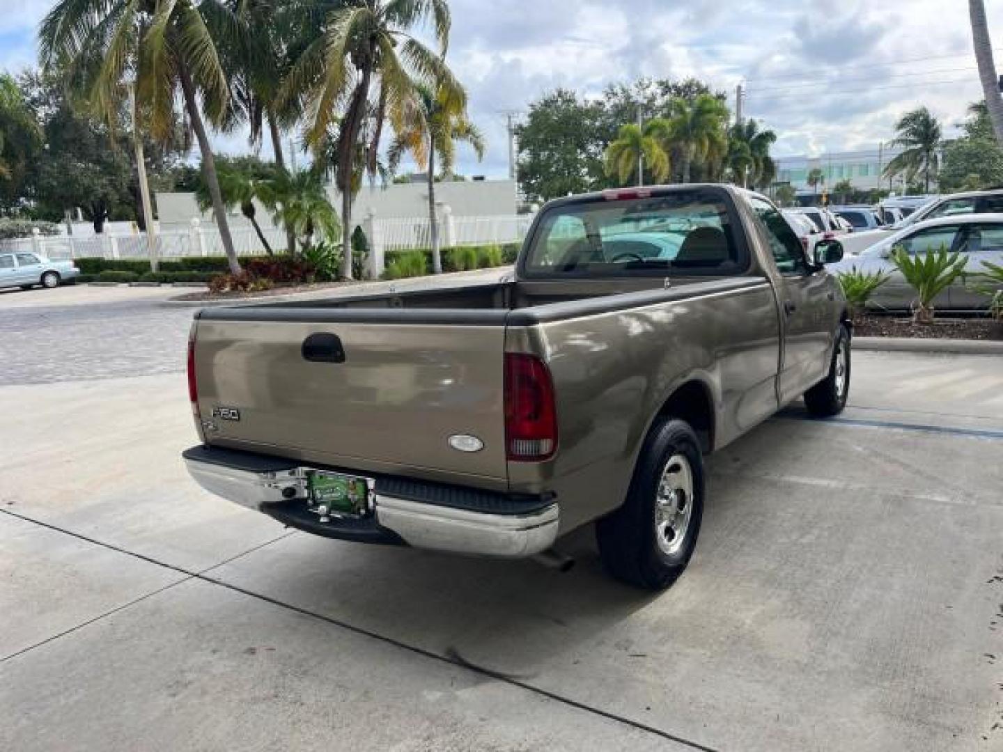 2001 Arizona Beige Metallic /Medium Graphite Ford F-150 XL PU LOW MILES 71,934 (1FTZF17251N) with an 4.2L SEFI V6 Engine engine, Automatic transmission, located at 4701 North Dixie Hwy, Pompano Beach, FL, 33064, (954) 422-2889, 26.240938, -80.123474 - OUR WEBPAGE FLORIDACARS1.COM HAS OVER 100 PHOTOS AND FREE CARFAX LINK 2001 FORD F-150 XL ROAD READY WORK READY PICKUP NO ACCIDENTS 4.2L V6 4.2L V6 F SOHC AUTO AC LOW MILES 71,934 GASOLINE 8 SERVICE RECORDS REAR WHEEL DRIVE 8.1 FT BED LENGTH XL Anti-Theft System Approach Lights RWD THIS IS ONE OF THE - Photo#7