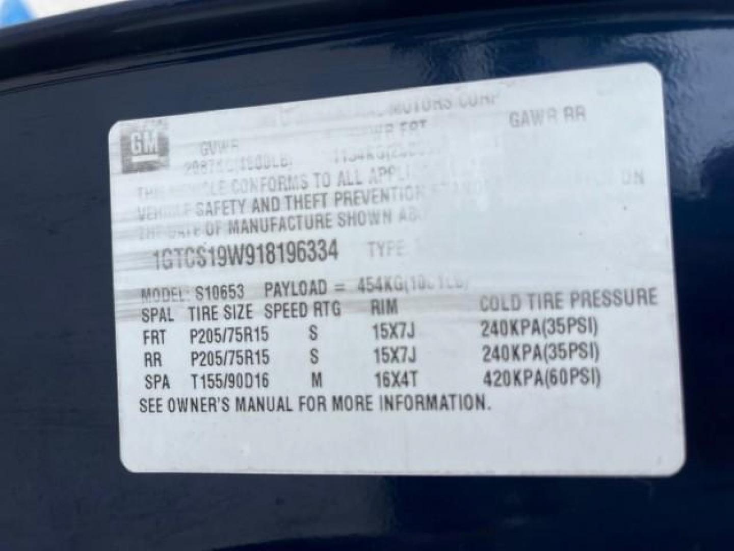 2001 Space Blue Metallic /Gray GMC Sonoma 1 FL SLS LOW MILES 56,514 (1GTCS19W918) with an 4.3L Vortec 1000 SFI V6 Engine engine, Automatic transmission, located at 4701 North Dixie Hwy, Pompano Beach, FL, 33064, (954) 422-2889, 26.240938, -80.123474 - OUR WEBPAGE FLORIDACARS1.COM HAS OVER 100 PHOTOS AND FREE CARFAX LINK 2001 GMC SONOMA SL ROAD READY WORK READY VIN: 1GTCS19W918196334 NO RECALLS 6,1 FT BED CLUB CAB PICKUP 1 OWNER FLORIDA 4.3L V6 4.3L V6 F AUTO AC LOW MILES 56,514 GASOLINE REAR WHEEL DRIVE 6.1' Bed Length Anti-Theft System Approach - Photo#98