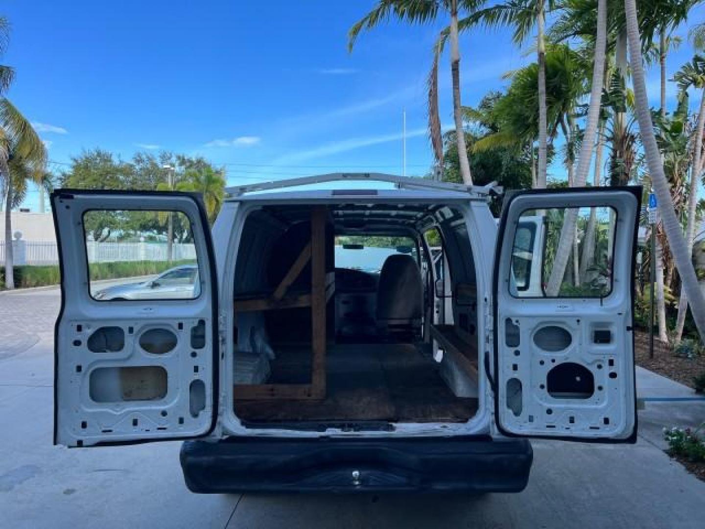 1998 Oxford White (CC) /Medium Graphite Ford Econoline Cargo Van AC LOW MILES 117,724 (1FTPE2427WH) with an 4.2L SEFI SPI V6 Engine engine, Automatic transmission, located at 4701 North Dixie Hwy, Pompano Beach, FL, 33064, (954) 422-2889, 26.240938, -80.123474 - OUR WEBPAGE FLORIDACARS1.COM HAS OVER 90 PHOTOS AND FREE CARFAX LINK 1998 FORD E-250 VIN: 1FTPE2427WHB73287 NO ACCIDENTS NO RECALLS VAN FLORIDA OWNER 4.2L V6 4.2L V6 F SOHC 24 SERVICE RECORDS GASOLINE ROAD READY WORK READY REAR WHEEL DRIVE 117,724 MILES THIS IS A GOOD WORK FORD VAN RETIREE FLORIDA T - Photo#14