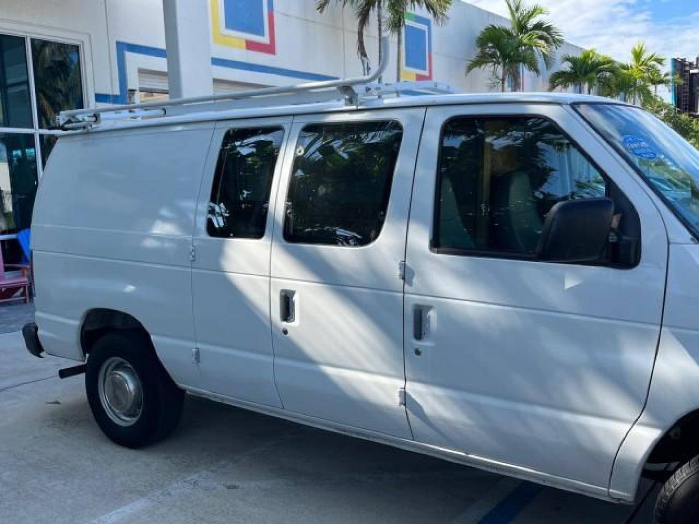 1998 Oxford White (CC) /Medium Graphite Ford Econoline Cargo Van AC LOW MILES 117,724 (1FTPE2427WH) with an 4.2L SEFI SPI V6 Engine engine, Automatic transmission, located at 4701 North Dixie Hwy, Pompano Beach, FL, 33064, (954) 422-2889, 26.240938, -80.123474 - OUR WEBPAGE FLORIDACARS1.COM HAS OVER 90 PHOTOS AND FREE CARFAX LINK 1998 FORD E-250 VIN: 1FTPE2427WHB73287 NO ACCIDENTS NO RECALLS VAN FLORIDA OWNER 4.2L V6 4.2L V6 F SOHC 24 SERVICE RECORDS GASOLINE ROAD READY WORK READY REAR WHEEL DRIVE 117,724 MILES THIS IS A GOOD WORK FORD VAN RETIREE FLORIDA T - Photo#71