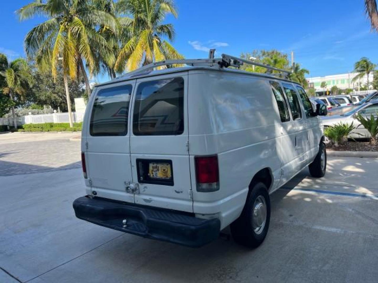 1998 Oxford White (CC) /Medium Graphite Ford Econoline Cargo Van AC LOW MILES 117,724 (1FTPE2427WH) with an 4.2L SEFI SPI V6 Engine engine, Automatic transmission, located at 4701 North Dixie Hwy, Pompano Beach, FL, 33064, (954) 422-2889, 26.240938, -80.123474 - OUR WEBPAGE FLORIDACARS1.COM HAS OVER 90 PHOTOS AND FREE CARFAX LINK 1998 FORD E-250 VIN: 1FTPE2427WHB73287 NO ACCIDENTS NO RECALLS VAN FLORIDA OWNER 4.2L V6 4.2L V6 F SOHC 24 SERVICE RECORDS GASOLINE ROAD READY WORK READY REAR WHEEL DRIVE 117,724 MILES THIS IS A GOOD WORK FORD VAN RETIREE FLORIDA T - Photo#7