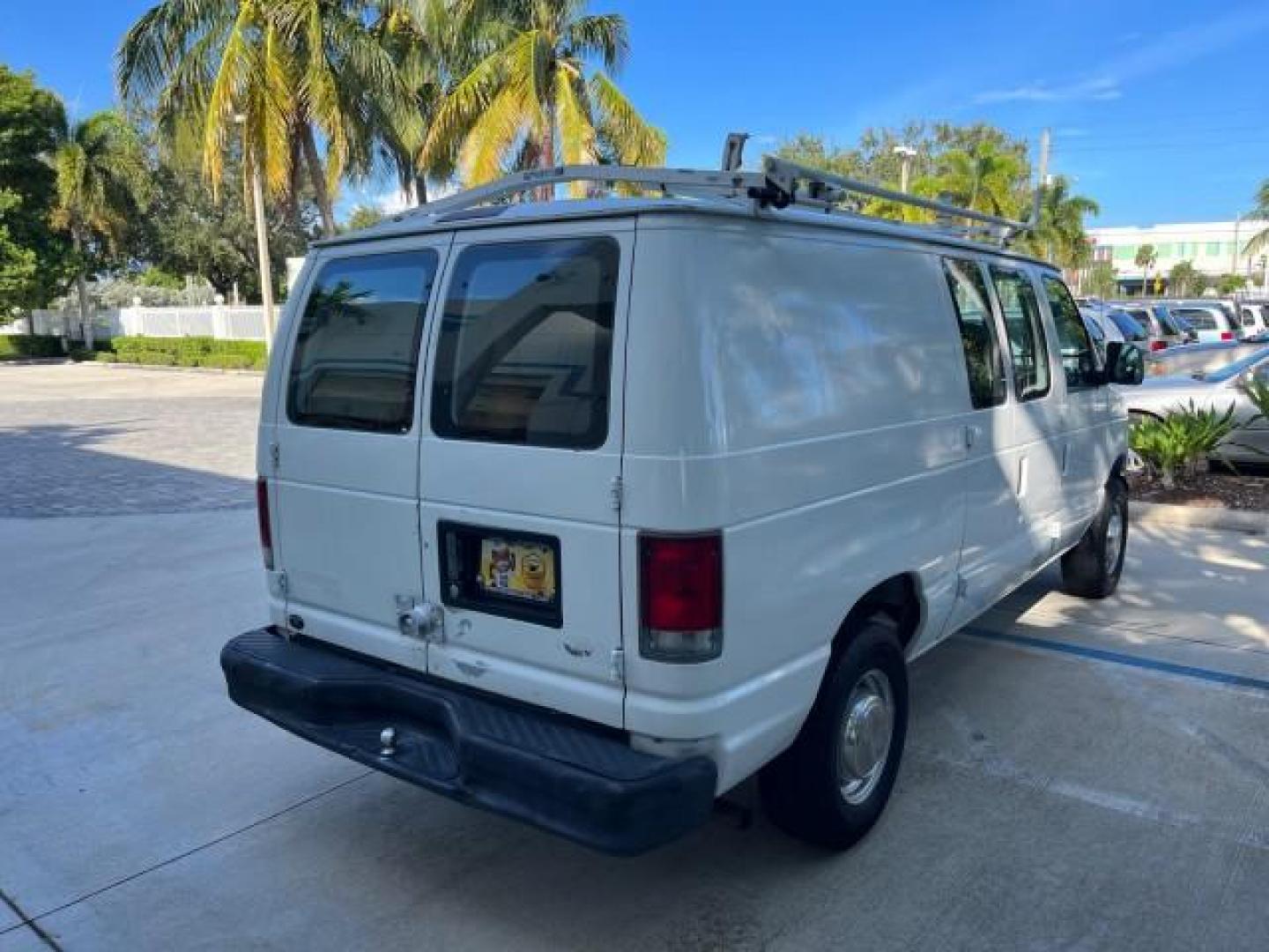 1998 Oxford White (CC) /Medium Graphite Ford Econoline Cargo Van AC LOW MILES 117,724 (1FTPE2427WH) with an 4.2L SEFI SPI V6 Engine engine, Automatic transmission, located at 4701 North Dixie Hwy, Pompano Beach, FL, 33064, (954) 422-2889, 26.240938, -80.123474 - OUR WEBPAGE FLORIDACARS1.COM HAS OVER 90 PHOTOS AND FREE CARFAX LINK 1998 FORD E-250 VIN: 1FTPE2427WHB73287 NO ACCIDENTS NO RECALLS VAN FLORIDA OWNER 4.2L V6 4.2L V6 F SOHC 24 SERVICE RECORDS GASOLINE ROAD READY WORK READY REAR WHEEL DRIVE 117,724 MILES THIS IS A GOOD WORK FORD VAN RETIREE FLORIDA T - Photo#86