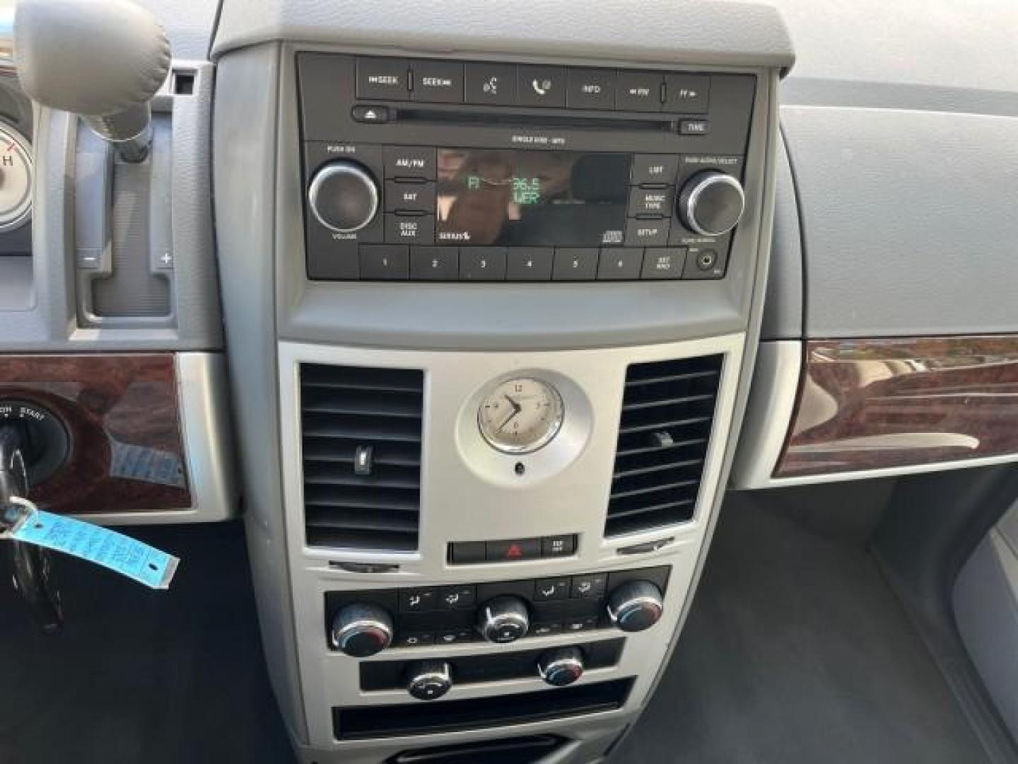 2009 Stone White /Md Slate Gray/Lt Shale Chrysler Town and Country 1 OWNER Touring LOW MILES 58,890 (2A8HR54189R) with an 3.8L OHV SMPI V6 Engine engine, Automatic transmission, located at 4701 North Dixie Hwy, Pompano Beach, FL, 33064, (954) 422-2889, 26.240938, -80.123474 - OUR WEBPAGE FLORIDACARS1.COM HAS OVER 100 PHOTOS AND FREE CARFAX LINK 2009 CHRYSLER TOWN AND COUNTRY TOURING ROAD READY 3.8L V6 VIN: 2A8HR54189R665250 LOW MILES 58,890 VAN 3 ROW SEATS 1 OWNER 3.8L V6 F OHV 12V POWER SLIDING DOORS GASOLINE POWER LIFTGATE FRONT WHEEL DRIVE 21 SERVICE RECORDS Alloy Whe - Photo#62