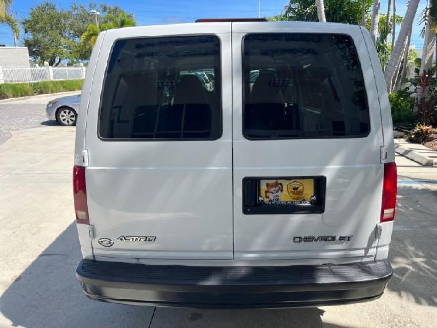 2002 Ivory White /Medium Gray Chevrolet Astro Cargo Van LOW MILES 65,497 (1GCDM19X22B) with an 4.3L Vortec 4300 MFI V6 Engine engine, Automatic transmission, located at 4701 North Dixie Hwy, Pompano Beach, FL, 33064, (954) 422-2889, 26.240938, -80.123474 - OUR WEBPAGE FLORIDACARS1.COM HAS OVER 100 PHOTOS AND FREE CARFAX LINK 2002 CHEVROLET ASTRO ROAD READY WORK READY VIN: 1GCDM19X22B117985 NO ACCIDENTS NO RECALLS VAN FLORIDA OWNER 4,3L V6 4.3L V6 F OHV 12V LOW MILES 65,497 GASOLINE 6 SERVICE RECORDS REAR WHEEL DRIVE Anti-Theft System Approach Lights F - Photo#77