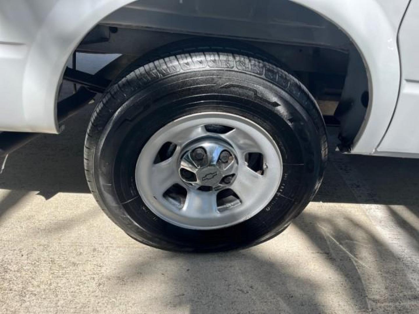 2002 Ivory White /Medium Gray Chevrolet Astro Cargo Van LOW MILES 65,497 (1GCDM19X22B) with an 4.3L Vortec 4300 MFI V6 Engine engine, Automatic transmission, located at 4701 North Dixie Hwy, Pompano Beach, FL, 33064, (954) 422-2889, 26.240938, -80.123474 - OUR WEBPAGE FLORIDACARS1.COM HAS OVER 100 PHOTOS AND FREE CARFAX LINK 2002 CHEVROLET ASTRO ROAD READY WORK READY VIN: 1GCDM19X22B117985 NO ACCIDENTS NO RECALLS VAN FLORIDA OWNER 4,3L V6 4.3L V6 F OHV 12V LOW MILES 65,497 GASOLINE 6 SERVICE RECORDS REAR WHEEL DRIVE Anti-Theft System Approach Lights F - Photo#94