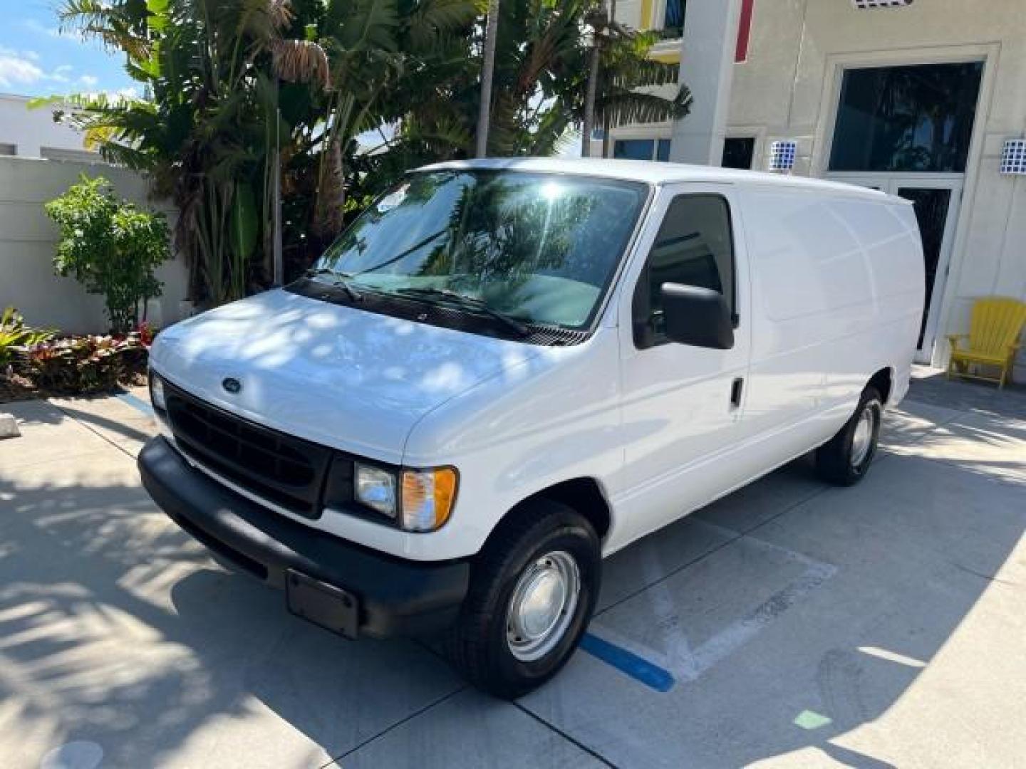 2000 Oxford White /Medium Graphite Ford Econoline Cargo Van LOW MILES 56,367 (1FTRE1427YH) with an 4.2L SEFI SPI V6 Engine engine, Automatic transmission, located at 4701 North Dixie Hwy, Pompano Beach, FL, 33064, (954) 422-2889, 26.240938, -80.123474 - OUR WEBPAGE FLORIDACARS1.COM HAS OVER 100 PHOTOS AND FREE CARFAX LINK 2000 FORD E-150 ROAD READY WORK READY VIN: 1FTRE1427YHB14150 NO ACCIDENTS NO RECALLS VAN 1 OWNER 4.2L V6 4.2L V6 F SOHC LOW MILES 56,367 GASOLINE REAR WHEEL DRIVE Approach Lights Front Bucket Seats RWD THIS IS ONE OF THE NICEST FO - Photo#73