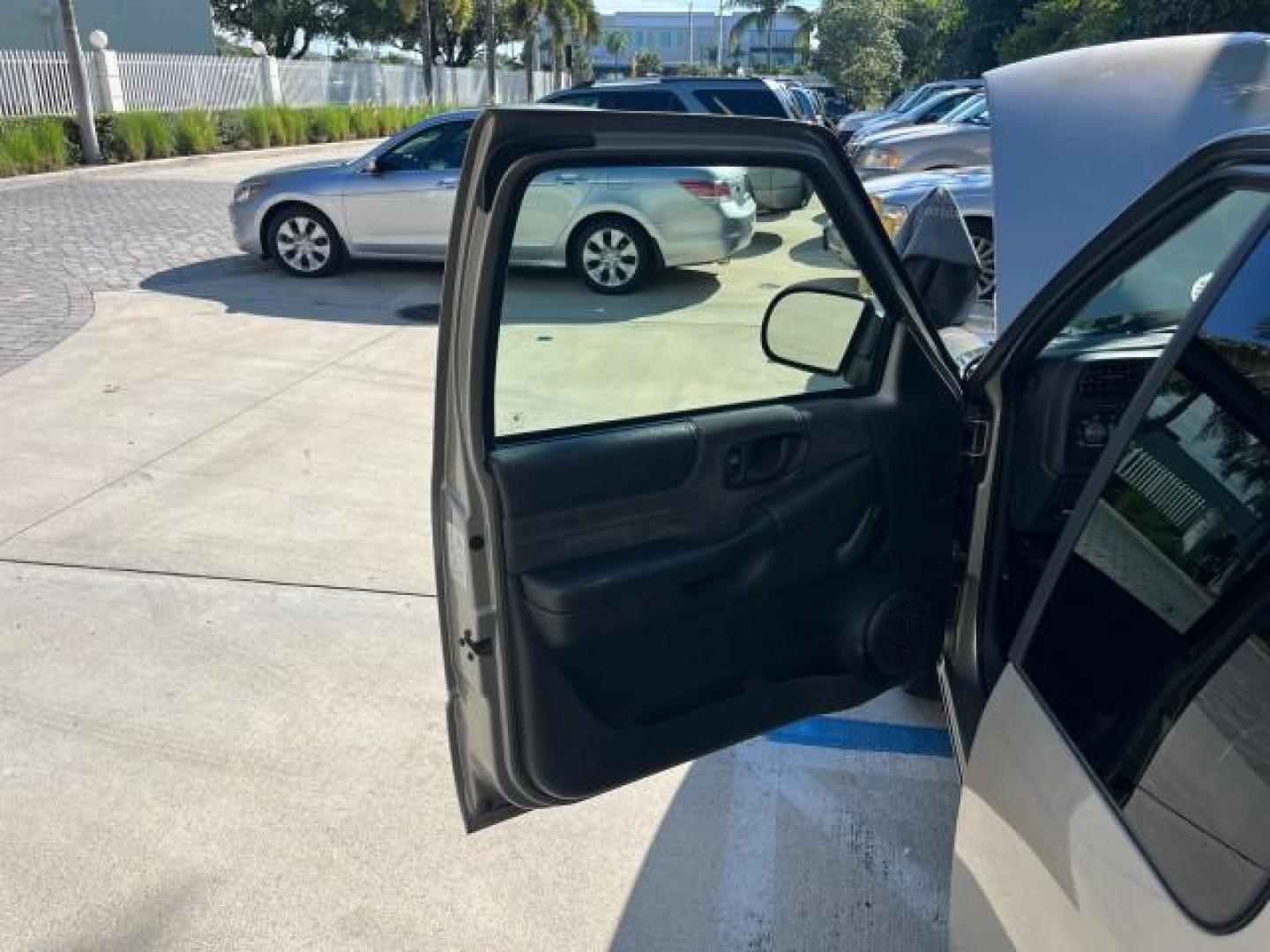 2002 Light Pewter Metallic /Graphite Chevrolet S-10 X CAB V6 LS LOW MILES 70,955 (1GCCS19W428) with an 4.3L Vortec 1000 SFI V6 Engine engine, Automatic transmission, located at 4701 North Dixie Hwy, Pompano Beach, FL, 33064, (954) 422-2889, 26.240938, -80.123474 - OUR WEBPAGE FLORIDACARS1.COM HAS OVER 100 PHOTOS AND FREE CARFAX LINK 2002 CHEVROLET S-10 ROAD READY 4.3L V6 VIN: 1GCCS19W428244386N NO ACCIDENTS 3 DOOR EXTENDED CAB PICKUP NO RECALLS 6.1 FT BED 4.3L V6 F OHV 12V FLORIDA OWNER GASOLINE LOW MILES 70,955 REAR WHEEL DRIVE WORK READY .1' Bed Length Anti - Photo#9