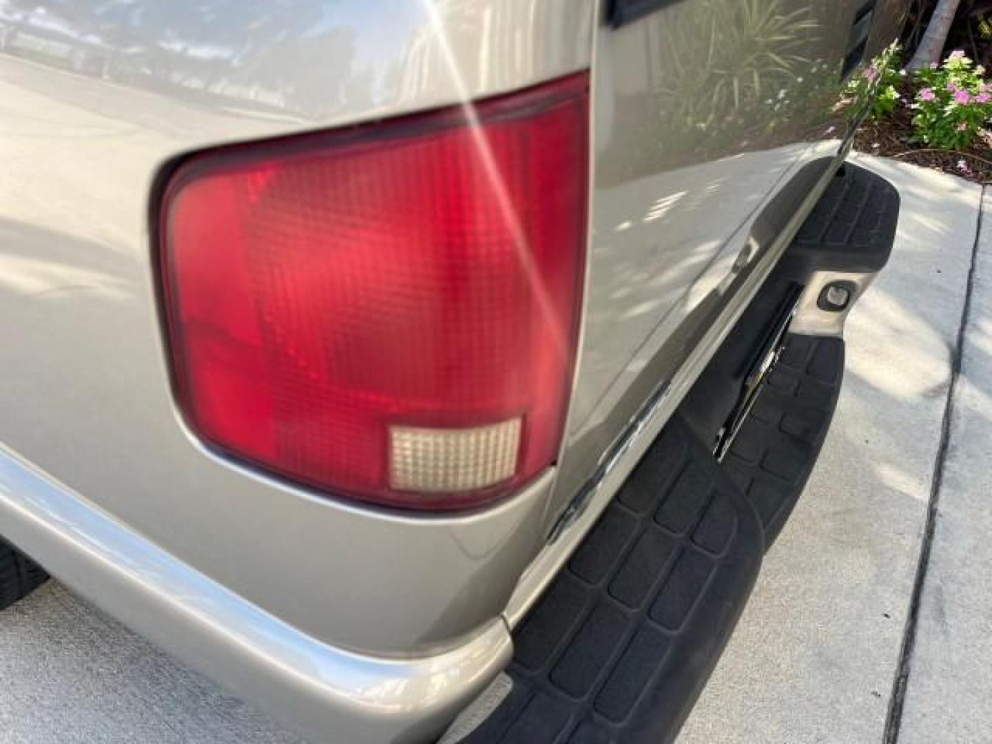 2002 Light Pewter Metallic /Graphite Chevrolet S-10 X CAB V6 LS LOW MILES 70,955 (1GCCS19W428) with an 4.3L Vortec 1000 SFI V6 Engine engine, Automatic transmission, located at 4701 North Dixie Hwy, Pompano Beach, FL, 33064, (954) 422-2889, 26.240938, -80.123474 - OUR WEBPAGE FLORIDACARS1.COM HAS OVER 100 PHOTOS AND FREE CARFAX LINK 2002 CHEVROLET S-10 ROAD READY 4.3L V6 VIN: 1GCCS19W428244386N NO ACCIDENTS 3 DOOR EXTENDED CAB PICKUP NO RECALLS 6.1 FT BED 4.3L V6 F OHV 12V FLORIDA OWNER GASOLINE LOW MILES 70,955 REAR WHEEL DRIVE WORK READY .1' Bed Length Anti - Photo#85