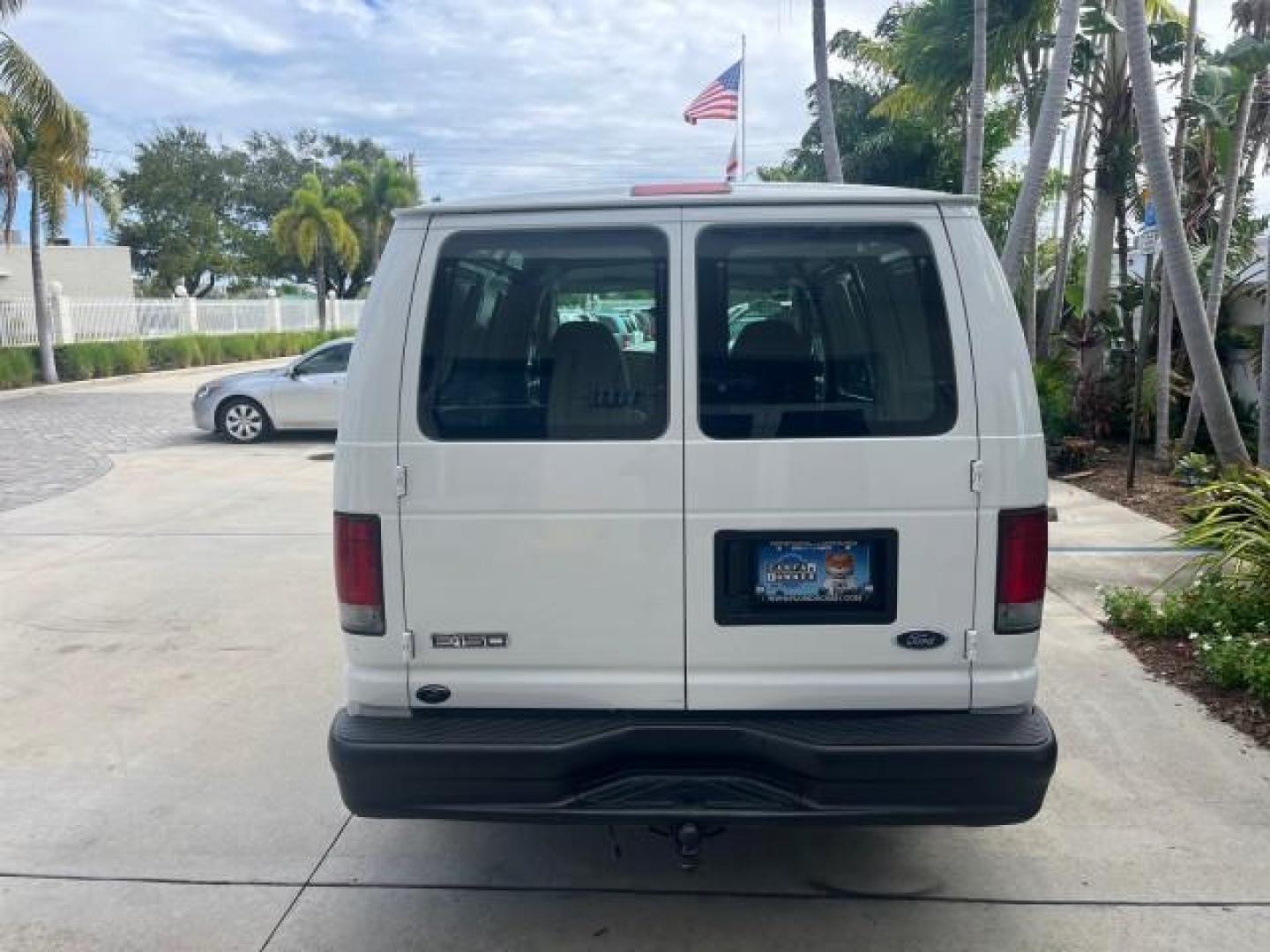 2006 Oxford White /Medium Flint Ford Econoline Cargo Van 1 FL LOW MILES 72,407 (1FTRE14W76D) with an 4.6L SOHC EFI V8 Triton Engine engine, Automatic transmission, located at 4701 North Dixie Hwy, Pompano Beach, FL, 33064, (954) 422-2889, 26.240938, -80.123474 - OUR WEBPAGE FLORIDACARS1.COM HAS OVER 100 PHOTOS AND FREE CARFAX LINK 2006 FORD E-SERIES E-150 ROAD READY WORK READY VIN: 1FTRE14W76DA47721 NO ACCIDENTS NO RECALLS VAN 13 SERVICE RECORDS 4.6L V8 F 1 OWNER FLORIDA GASOLINE LOW MILES 72,407 4.6L V8 REAR WHEEL DRIVE Engine Block Heater Leather Seats Sa - Photo#6