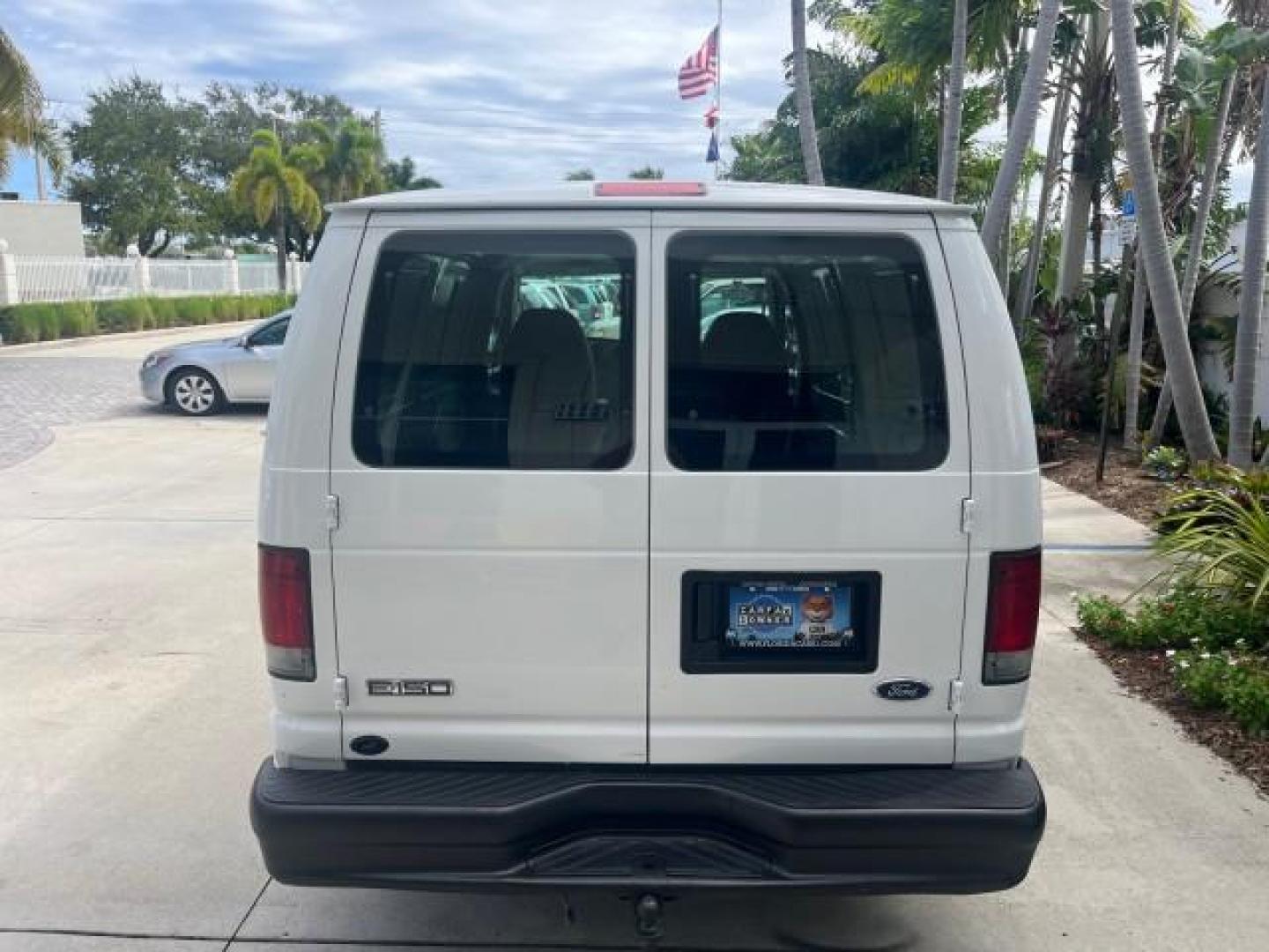 2006 Oxford White /Medium Flint Ford Econoline Cargo Van 1 FL LOW MILES 72,407 (1FTRE14W76D) with an 4.6L SOHC EFI V8 Triton Engine engine, Automatic transmission, located at 4701 North Dixie Hwy, Pompano Beach, FL, 33064, (954) 422-2889, 26.240938, -80.123474 - OUR WEBPAGE FLORIDACARS1.COM HAS OVER 100 PHOTOS AND FREE CARFAX LINK 2006 FORD E-SERIES E-150 ROAD READY WORK READY VIN: 1FTRE14W76DA47721 NO ACCIDENTS NO RECALLS VAN 13 SERVICE RECORDS 4.6L V8 F 1 OWNER FLORIDA GASOLINE LOW MILES 72,407 4.6L V8 REAR WHEEL DRIVE Engine Block Heater Leather Seats Sa - Photo#80