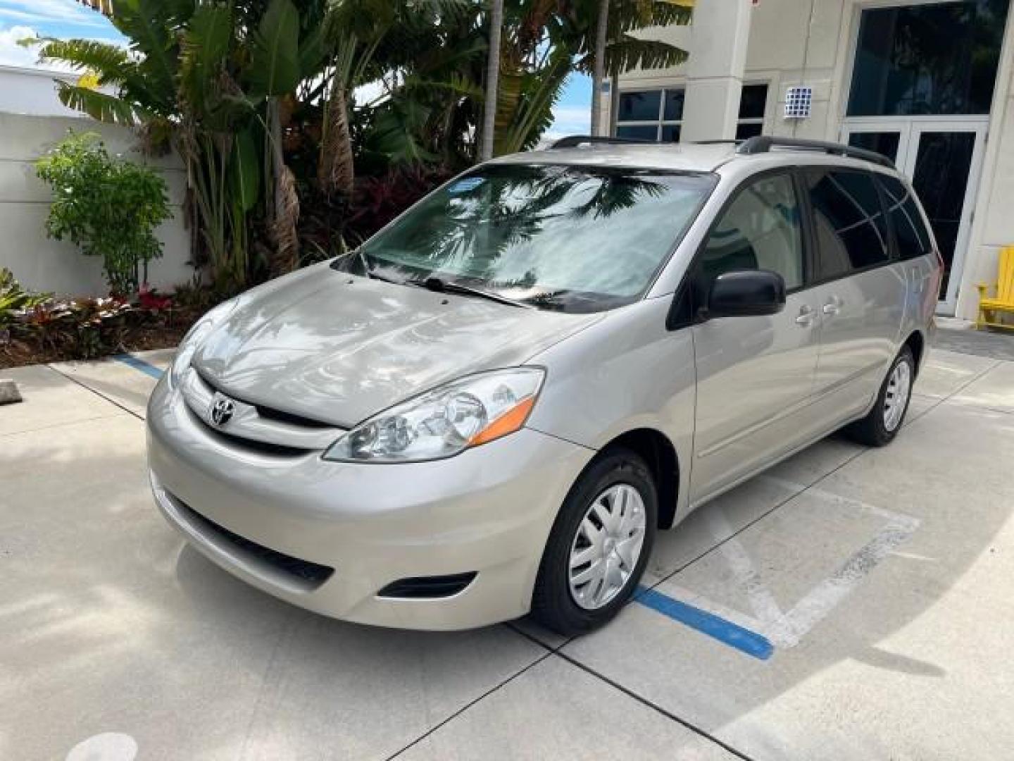 2006 Silver Shadow Pearl /Stone Toyota Sienna 7 PASS LE LOW MILES 67,762 (5TDZA23C76S) with an 3.3L 24-Valve SEFI DOHC VVT-i V6 Engine engine, Automatic transmission, located at 4701 North Dixie Hwy, Pompano Beach, FL, 33064, (954) 422-2889, 26.240938, -80.123474 - OUR WEBPAGE FLORIDACARS1.COM HAS OVER 100 PHOTOS AND FREE CARFAX LINK 2006 TOYOTA SIENNA CE 7 PASSENGER ROAD READY 3.3L V6 VIN: 5TDZA23C76S426800 NO ACCIDENTS 26 MPG VAN DUAL AC NO RECALLS 3 ROW SEATS 3.3L V6 F DOHC 24V POWER SLIDING DOOR FLORIDA OWNER GASOLINE LEATHER SEATS LOW MILES 67,762 Braking - Photo#81