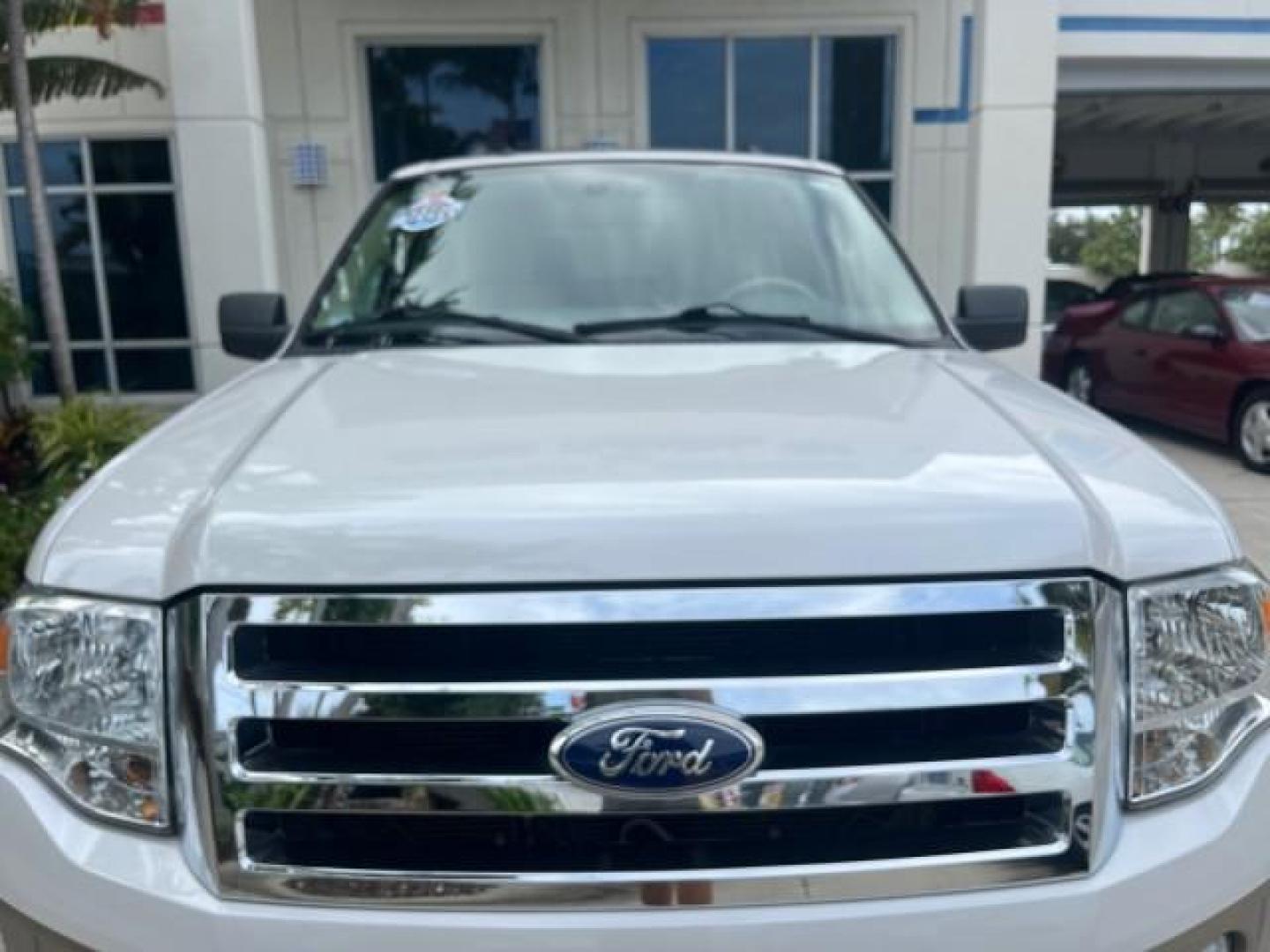 2011 White Platinum Metallic Tri-Coat /Camel Ford Expedition 1 OWNER 4WD XLT LOW MILES 70,479 (1FMJU1J5XBE) with an 5.4L SOHC 24-Valve V8 FFV Engine engine, Automatic transmission, located at 4701 North Dixie Hwy, Pompano Beach, FL, 33064, (954) 422-2889, 26.240938, -80.123474 - OUR WEBPAGE FLORIDACARS1.COM HAS OVER 100 PHOTOS AND FREE CARFAX LINK 2011 FORD EXPEDITION XLT ROAD READY 5.4L V8 4X4 VIN: 1FMJU1J5XBEF45164 NO RECALLS AWD ON DEMAND 4 DOOR WAGON/SPORT UTILITY 3 ROW LEATHER SEATS/COOLED 5.4L V8 F SOHC 24V XLT LOW MILES 70,479 1 OWNER FLEX FUEL POWER LIFTGATE 14 SERV - Photo#90