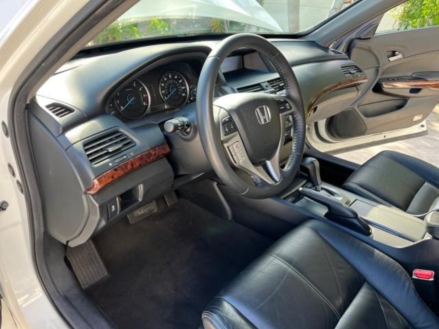 2011 White Diamond Pearl /Black Honda Accord Crosstour EX-L LOW MILES 36,764 (5J6TF1H5XBL) with an 3.5L SOHC MPFI 24-Valve i-VTEC V6 Engine engine, Automatic transmission, located at 4701 North Dixie Hwy, Pompano Beach, FL, 33064, (954) 422-2889, 26.240938, -80.123474 - OUR WEBPAGE FLORIDACARS1.COM HAS OVER 100 PHOTOS AND FREE CARFAX LINK 2011 HONDA ACCORD CROSSTOUR EX-L ROAD READY 3.5L V6 VIN: 5J6TF1H5XBL002318 NO ACCIDENTS 4 DOOR WAGON/SPORT UTILITY BACK UP CAMERA NO RECALLS 27 MPG 3.5L V6 F SOHC 24V BLUETOOTH POWER LEATHER SEATS GASOLINE POWER SUNROOF LOW MILES - Photo#10