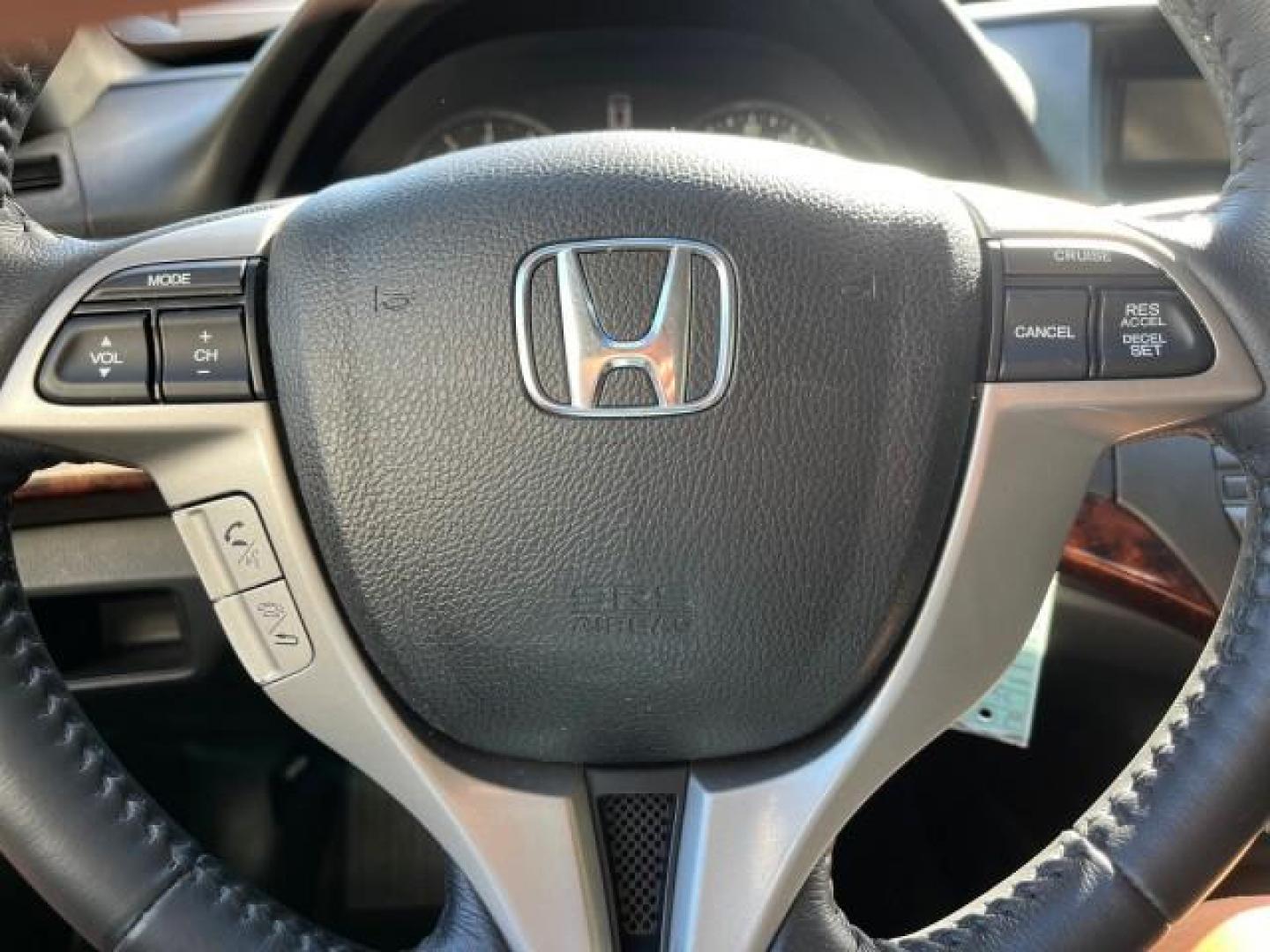 2011 White Diamond Pearl /Black Honda Accord Crosstour EX-L LOW MILES 36,764 (5J6TF1H5XBL) with an 3.5L SOHC MPFI 24-Valve i-VTEC V6 Engine engine, Automatic transmission, located at 4701 North Dixie Hwy, Pompano Beach, FL, 33064, (954) 422-2889, 26.240938, -80.123474 - OUR WEBPAGE FLORIDACARS1.COM HAS OVER 100 PHOTOS AND FREE CARFAX LINK 2011 HONDA ACCORD CROSSTOUR EX-L ROAD READY 3.5L V6 VIN: 5J6TF1H5XBL002318 NO ACCIDENTS 4 DOOR WAGON/SPORT UTILITY BACK UP CAMERA NO RECALLS 27 MPG 3.5L V6 F SOHC 24V BLUETOOTH POWER LEATHER SEATS GASOLINE POWER SUNROOF LOW MILES - Photo#45