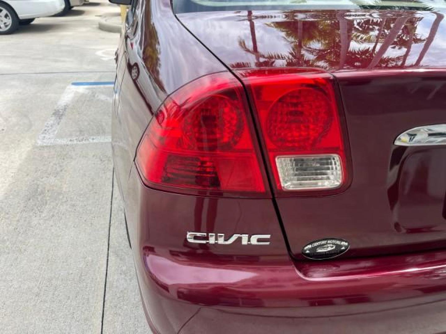 2003 Rallye Red /Ivory Honda Civic 1 FL EX LOW MILES 43,956 (2HGES26783H) with an 1.7L SOHC VTEC 16-Valve I4 ULEV-Certified Engine engine, Automatic transmission, located at 4701 North Dixie Hwy, Pompano Beach, FL, 33064, (954) 422-2889, 26.240938, -80.123474 - OUR WEBPAGE FLORIDACARS1.COM HAS OVER 100 PHOTOS AND FREE CARFAX LINK 2003 HONDA CIVIC EX ROAD READY 1.7L I4 VIN: 2HGES26783H626882 LOW MILES 43,956 SEDAN 4 DR NO ACCIDENTS 1.7L I4 F SOHC NO RECALLS 38 MPG GASOLINE POWER SUNROOF 1 OWNER FLORIDA FRONT WHEEL DRIVE POWER MIRRORS 19 SERVICE RECORDS Appr - Photo#85