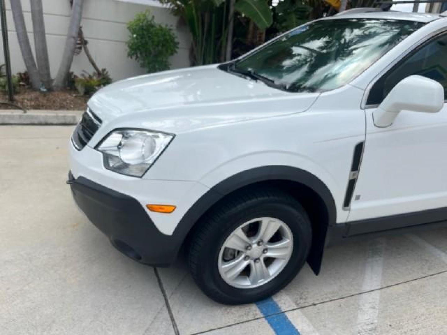 2008 Polar White /Tan Saturn VUE SUNROOF XE LOW MILES 81,856 (3GSCL33PX8S) with an Ecotec 2.4L 4-Cyl MFI Engine engine, Automatic transmission, located at 4701 North Dixie Hwy, Pompano Beach, FL, 33064, (954) 422-2889, 26.240938, -80.123474 - OUR WEBPAGE FLORIDACARS1.COM HAS OVER 100 PHOTOS AND FREE CARFAX LINK 2008 SATURN VUE XE ROAD READY 2.4L I4 VIN: 3GSCL33PX8S711356 NO RECALLS 26 MPG 4 DOOR WAGON/SPORT UTILITY LOW MILES 81,856 2.4L I4 F FLORIDA OWNER GASOLINE 26 SERVICE RECORDS FRONT WHEEL DRIVE HEATED SEATS POWER SUNROOF Anti-Theft - Photo#94