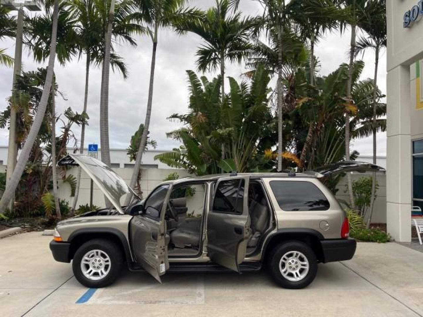 2003 Light Almond Pearl Metallic /Sandstone Dodge Durango 1 FL Sport LOW MILES 61,144 (1D4HR38N53F) with an 4.7L SOHC SMPI V8 Magnum Engine engine, Automatic transmission, located at 4701 North Dixie Hwy, Pompano Beach, FL, 33064, (954) 422-2889, 26.240938, -80.123474 - OUR WEBPAGE FLORIDACARS1.COM HAS OVER 100 PHOTOS AND FREE CARFAX LINK 2003 DODGE DURANGO SPORT ROAD READY 4.7L V8 VIN: 1D4HR38N53F615237 NO ACCIDENTS 4 DOOR WAGON/SPORT UTILITY NO RECALLS 4.7L V8 F OHV 1 OWNER FLORIDA GASOLINE DUAL AC LOW MILES 61,144 REAR WHEEL DRIVE 15 SERVICE RECORDS 3 ROW LEATHE - Photo#8