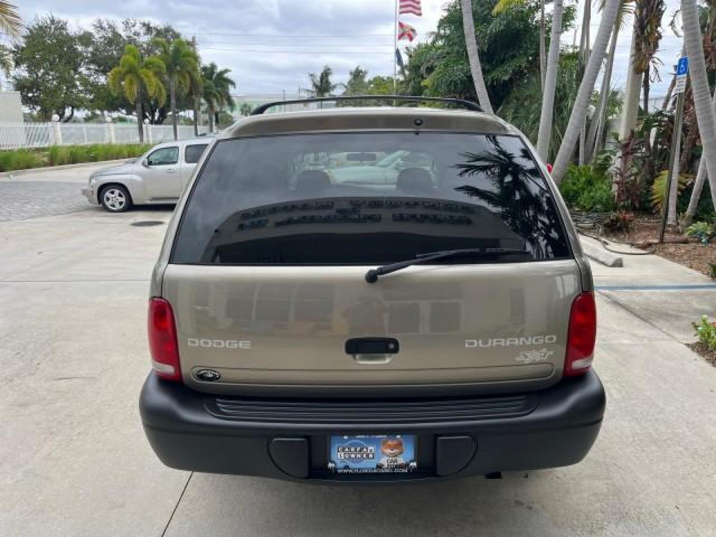 2003 Light Almond Pearl Metallic /Sandstone Dodge Durango 1 FL Sport LOW MILES 61,144 (1D4HR38N53F) with an 4.7L SOHC SMPI V8 Magnum Engine engine, Automatic transmission, located at 4701 North Dixie Hwy, Pompano Beach, FL, 33064, (954) 422-2889, 26.240938, -80.123474 - OUR WEBPAGE FLORIDACARS1.COM HAS OVER 100 PHOTOS AND FREE CARFAX LINK 2003 DODGE DURANGO SPORT ROAD READY 4.7L V8 VIN: 1D4HR38N53F615237 NO ACCIDENTS 4 DOOR WAGON/SPORT UTILITY NO RECALLS 4.7L V8 F OHV 1 OWNER FLORIDA GASOLINE DUAL AC LOW MILES 61,144 REAR WHEEL DRIVE 15 SERVICE RECORDS 3 ROW LEATHE - Photo#98