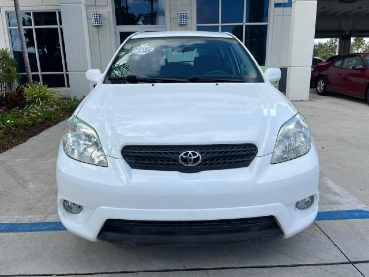 2006 Super White /Dark Gray Toyota Matrix 1 OWNER XR LOW MILES 47,836 (2T1KR32E96C) with an 1.8L DOHC 16-Valve 4-Cyl Engine engine, Automatic transmission, located at 4701 North Dixie Hwy, Pompano Beach, FL, 33064, (954) 422-2889, 26.240938, -80.123474 - OUR WEBPAGE FLORIDACARS1.COM HAS OVER 100 PHOTOS AND FREE CARFAX LINK 2006 TOYOTA MATRIX ROAD READY 1.8L I4 VIN: 2T1KR32E96C600281 NO ACCIDENTS 34 MPG HATCHBACK 4 DR 1 OWNER 1.8L I4 F DOHC 16V LOW MILES 47,836 GASOLINE 11 SERVICE RECORDS FRONT WHEEL DRIVE POWER MIRRORS Anti-Theft System FWD Front Bu - Photo#85