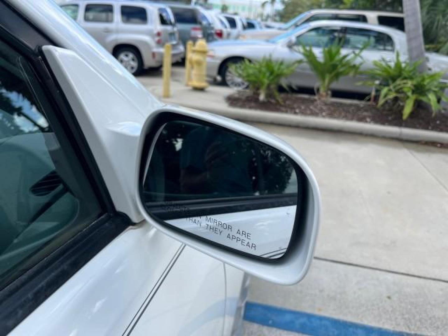 2006 Super White /Dark Gray Toyota Matrix 1 OWNER XR LOW MILES 47,836 (2T1KR32E96C) with an 1.8L DOHC 16-Valve 4-Cyl Engine engine, Automatic transmission, located at 4701 North Dixie Hwy, Pompano Beach, FL, 33064, (954) 422-2889, 26.240938, -80.123474 - OUR WEBPAGE FLORIDACARS1.COM HAS OVER 100 PHOTOS AND FREE CARFAX LINK 2006 TOYOTA MATRIX ROAD READY 1.8L I4 VIN: 2T1KR32E96C600281 NO ACCIDENTS 34 MPG HATCHBACK 4 DR 1 OWNER 1.8L I4 F DOHC 16V LOW MILES 47,836 GASOLINE 11 SERVICE RECORDS FRONT WHEEL DRIVE POWER MIRRORS Anti-Theft System FWD Front Bu - Photo#96