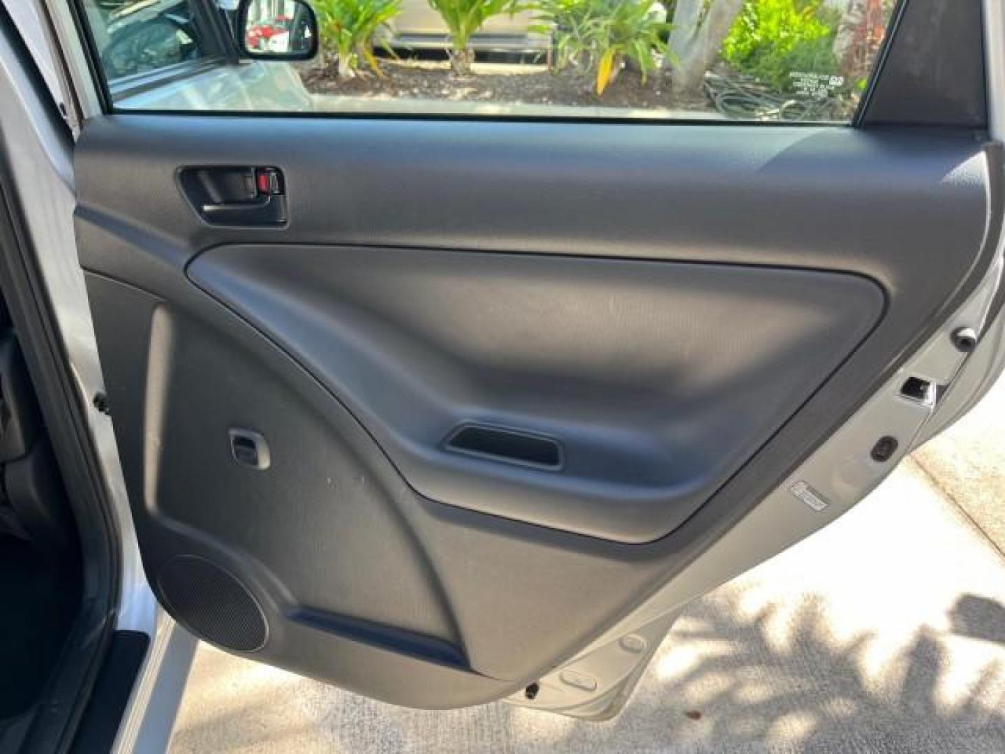 2006 Silver Streak Mica /Dark Gray Toyota Matrix AUTO AC LOW MILES 60,330 (2T1KR32E96C) with an 1.8L DOHC 16-Valve 4-Cyl Engine engine, Automatic transmission, located at 4701 North Dixie Hwy, Pompano Beach, FL, 33064, (954) 422-2889, 26.240938, -80.123474 - OUR WEBPAGE FLORIDACARS1.COM HAS OVER 100 PHOTOS AND FREE CARFAX LINK 2006 TOYOTA MATRIX ROAD READY 1.8L I4 VIN: 2T1KR32E96C593087 NO ACCIDENTS HATCHBACK 4 DR 19 SERVICE RECORDS 1.8L I4 F DOHC 16V 34 MPG GASOLINE POWER MIRRORS FRONT WHEEL DRIVE Anti-Theft System FWD Front Bucket Seats [AB] ANTI-LOCK - Photo#28