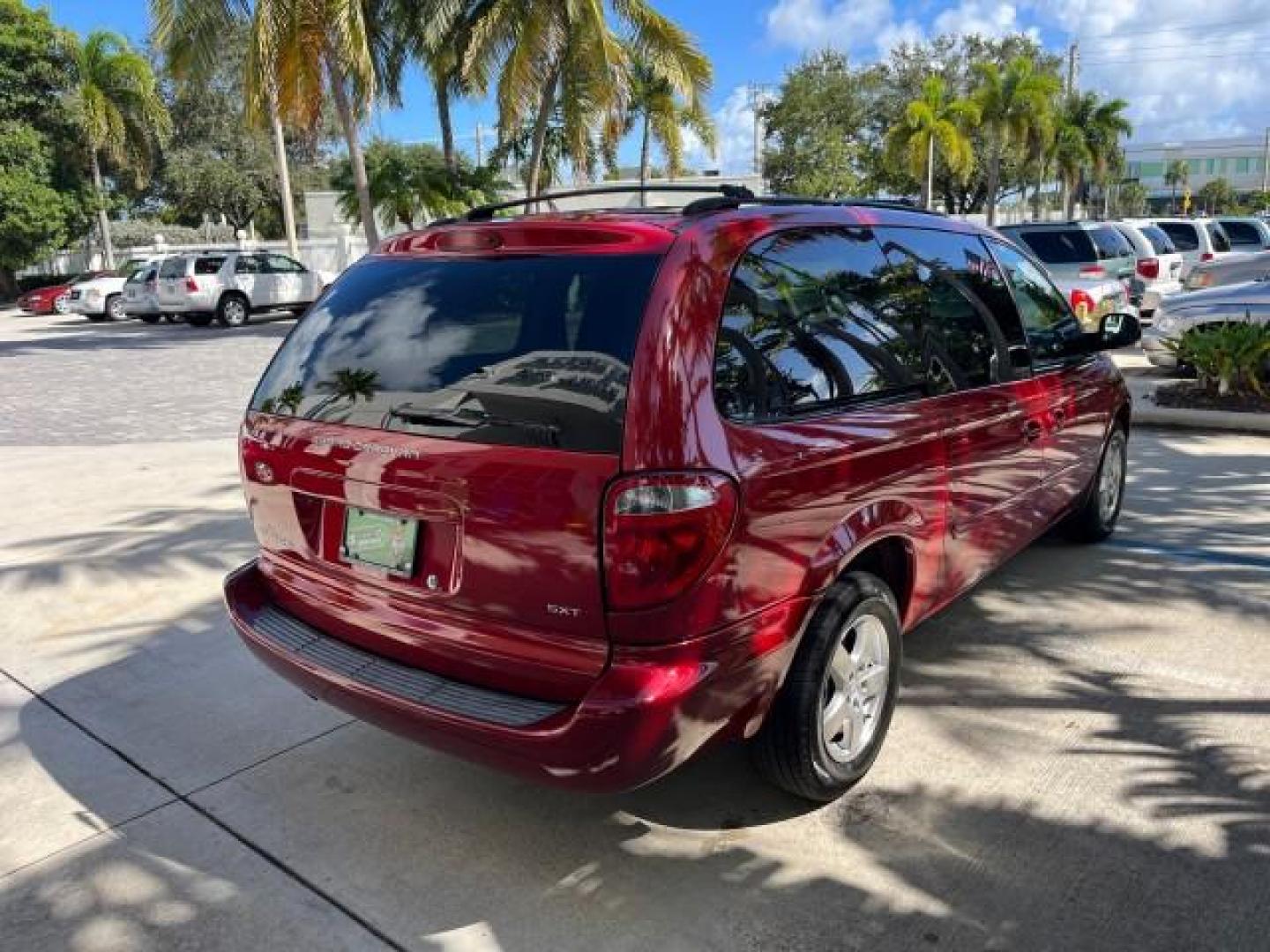 2007 Red Crystal Pearl /Medium Slate Gray Dodge Grand Caravan FL SXT LOW MILES 51,637 (2D4GP44L97R) with an 3.8L OHV V6 Engine engine, Automatic transmission, located at 4701 North Dixie Hwy, Pompano Beach, FL, 33064, (954) 422-2889, 26.240938, -80.123474 - OUR WEBPAGE FLORIDACARS1.COM HAS OVER 100 PHOTOS AND FREE CARFAX LINK 2007 DODGE GRAND CARAVAN SXT ROAD READY 3.8L V6 VIN: 2D4GP44L97R287301 NO RECALLS 25 MPG VAN FLORIDA OWNER 3.8L V6 F LOW MILES 51,637 GASOLINE 3 ROW SEATS POWER SLIDING DOORS FRONT WHEEL DRIVE 22 SERVICE RECORDS POWER SEATS/MIRROR - Photo#7