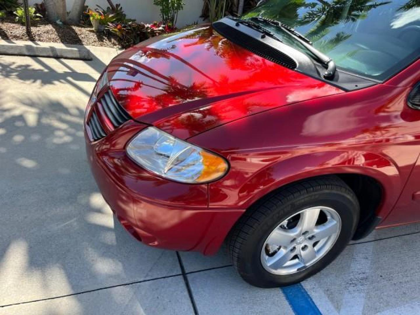 2007 Red Crystal Pearl /Medium Slate Gray Dodge Grand Caravan FL SXT LOW MILES 51,637 (2D4GP44L97R) with an 3.8L OHV V6 Engine engine, Automatic transmission, located at 4701 North Dixie Hwy, Pompano Beach, FL, 33064, (954) 422-2889, 26.240938, -80.123474 - OUR WEBPAGE FLORIDACARS1.COM HAS OVER 100 PHOTOS AND FREE CARFAX LINK 2007 DODGE GRAND CARAVAN SXT ROAD READY 3.8L V6 VIN: 2D4GP44L97R287301 NO RECALLS 25 MPG VAN FLORIDA OWNER 3.8L V6 F LOW MILES 51,637 GASOLINE 3 ROW SEATS POWER SLIDING DOORS FRONT WHEEL DRIVE 22 SERVICE RECORDS POWER SEATS/MIRROR - Photo#91