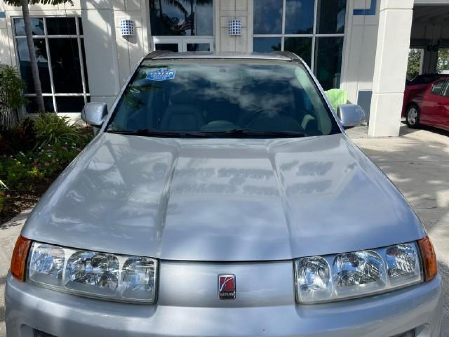 2005 Silver Nickel /Grey Saturn VUE AUTO AC LOW MILES 48,877 (5GZCZ53485S) with an 3.5L SOHC SEFI 24-Valve V6 Engine engine, Automatic transmission, located at 4701 North Dixie Hwy, Pompano Beach, FL, 33064, (954) 422-2889, 26.240938, -80.123474 - OUR WEBPAGE FLORIDACARS1.COM HAS OVER 100 PHOTOS AND FREE CARFAX LINK 2005 SATURN VUE ROAD READY 3.5L I6 VIN: 5GZCZ53485S820495 NO ACCIDENTS 4 DOOR WAGON/SPORT UTILITY NO RECALLS 28 MPG 3.5L I6 F THIS IS A HONDA CRV POWER TRAIN FACTORY LOW MILES 48,877 GASOLINE 35 SERVICE RECORDS FRONT WHEEL DRIVE A - Photo#69