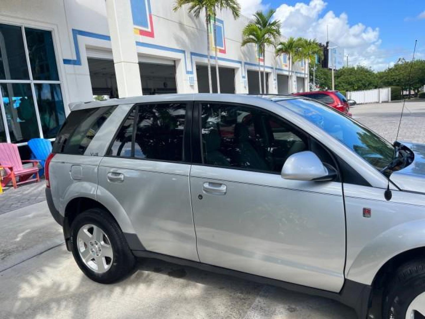 2005 Silver Nickel /Grey Saturn VUE AUTO AC LOW MILES 48,877 (5GZCZ53485S) with an 3.5L SOHC SEFI 24-Valve V6 Engine engine, Automatic transmission, located at 4701 North Dixie Hwy, Pompano Beach, FL, 33064, (954) 422-2889, 26.240938, -80.123474 - OUR WEBPAGE FLORIDACARS1.COM HAS OVER 100 PHOTOS AND FREE CARFAX LINK 2005 SATURN VUE ROAD READY 3.5L I6 VIN: 5GZCZ53485S820495 NO ACCIDENTS 4 DOOR WAGON/SPORT UTILITY NO RECALLS 28 MPG 3.5L I6 F THIS IS A HONDA CRV POWER TRAIN FACTORY LOW MILES 48,877 GASOLINE 35 SERVICE RECORDS FRONT WHEEL DRIVE A - Photo#76