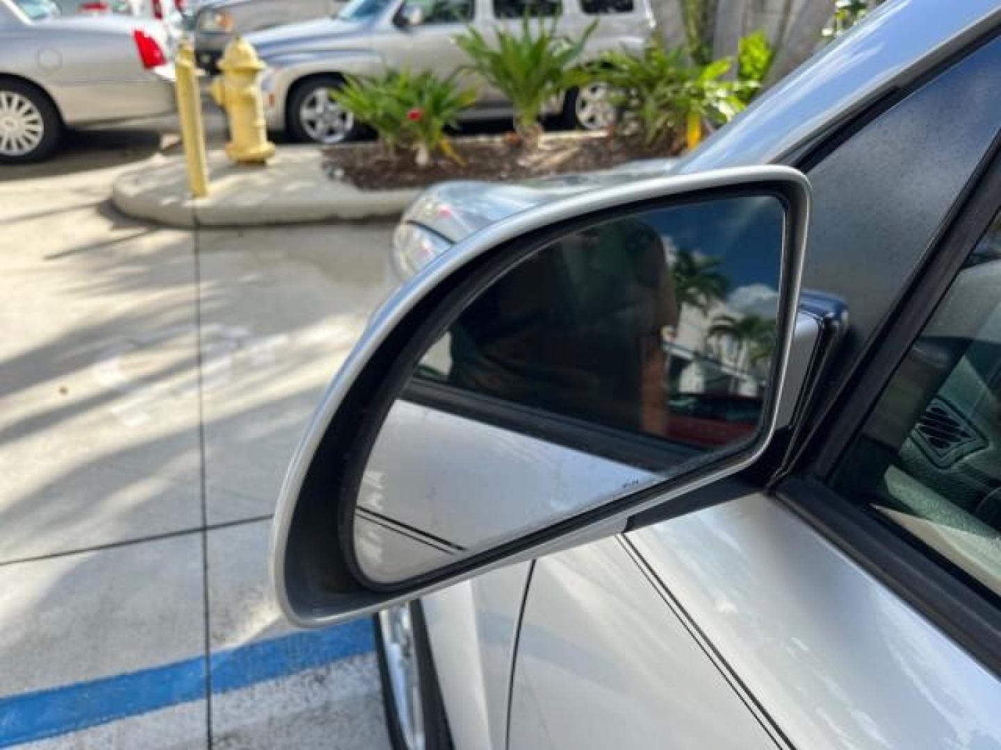 2005 Silver Nickel /Grey Saturn VUE AUTO AC LOW MILES 48,877 (5GZCZ53485S) with an 3.5L SOHC SEFI 24-Valve V6 Engine engine, Automatic transmission, located at 4701 North Dixie Hwy, Pompano Beach, FL, 33064, (954) 422-2889, 26.240938, -80.123474 - OUR WEBPAGE FLORIDACARS1.COM HAS OVER 100 PHOTOS AND FREE CARFAX LINK 2005 SATURN VUE ROAD READY 3.5L I6 VIN: 5GZCZ53485S820495 NO ACCIDENTS 4 DOOR WAGON/SPORT UTILITY NO RECALLS 28 MPG 3.5L I6 F THIS IS A HONDA CRV POWER TRAIN FACTORY LOW MILES 48,877 GASOLINE 35 SERVICE RECORDS FRONT WHEEL DRIVE A - Photo#78