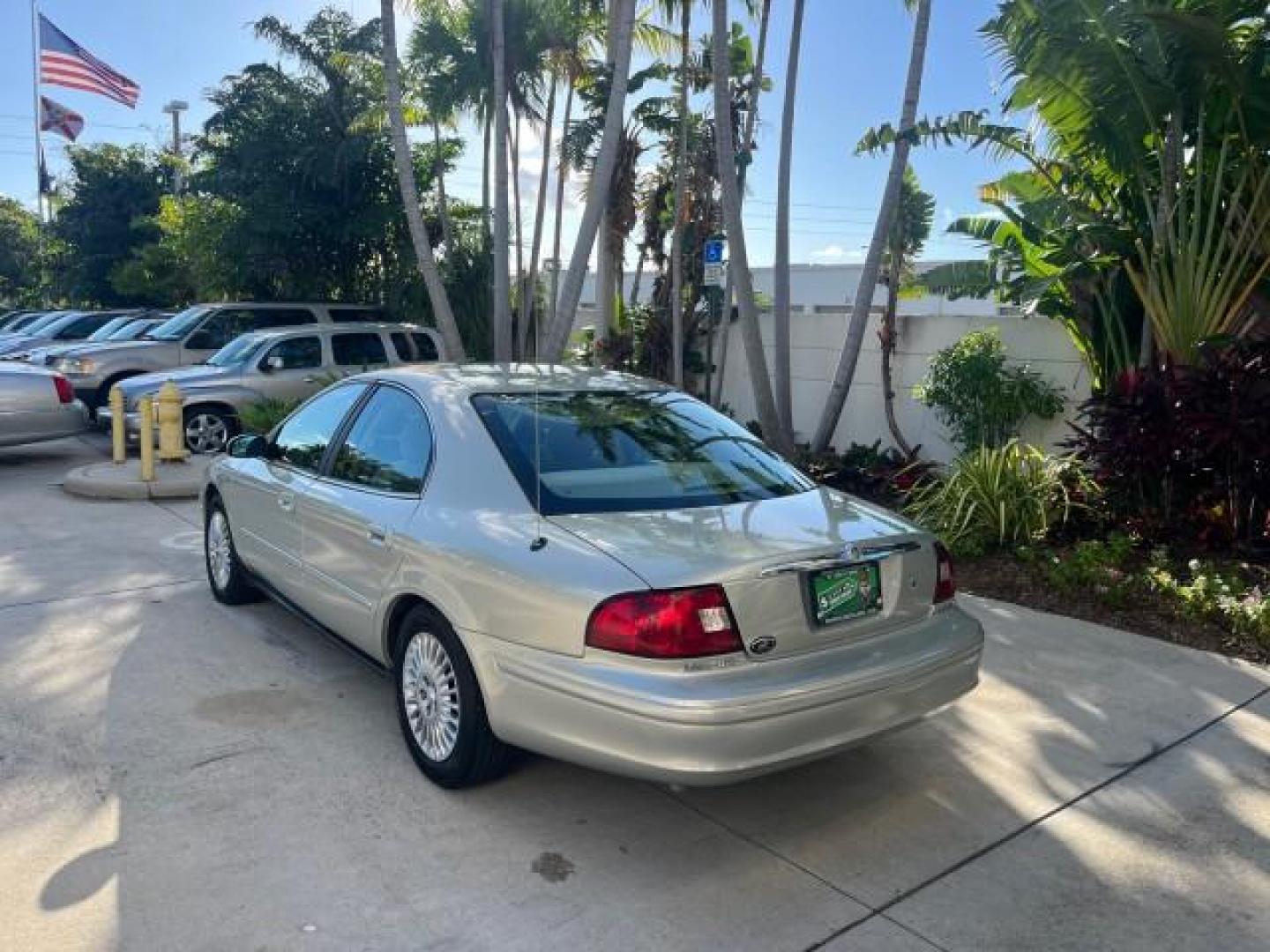 2003 Arizona Beige Metallic /Medium Graphite Mercury Sable 22 SERV GS LOW MILES 36,491 (1MEFM50U23A) with an 3.0L OHV SMPI 12-Valve V6 Vulcan Engine engine, Automatic transmission, located at 4701 North Dixie Hwy, Pompano Beach, FL, 33064, (954) 422-2889, 26.240938, -80.123474 - OUR WEBPAGE FLORIDACARS1.COM HAS OVER 100 PHOTOS AND FREE CARFAX LINK 2003 MERCURY SABLE GS ROAD READY 3.0L V6 VIN: 1MEFM50U23A622840 NO ACCIDENTS SEDAN 4 DR NO RECALLS 28 MPG 3.0L V6 F POWER MIRRORS GASOLINE LOW MILES 36,491 FRONT WHEEL DRIVE 22 SERVICE RECORDS Anti-Theft System Cruise Control FWD - Photo#5