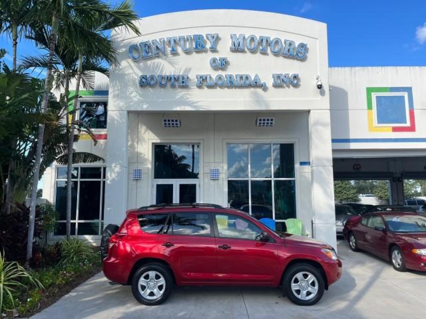 2007 Barcelona Red Metallic /Ash Toyota RAV4 SUV FL LOW MILES 58,784 (JTMZD33V175) with an 2.4L DOHC SFI 16-Valve VVT-i 4-Cyl Engine engine, Automatic transmission, located at 4701 North Dixie Hwy, Pompano Beach, FL, 33064, (954) 422-2889, 26.240938, -80.123474 - OUR WEBPAGE FLORIDACARS1.COM HAS OVER 100 PHOTOS AND FREE CARFAX LINK 2007 TOYOTA RAV4 ROAD READY 2.4L I4 VIN: JTMZD33V175058197 NO RECALLS 30 MPG 4 DOOR WAGON/SPORT UTILITY FLORIDA OWNER 2.4L I4 F DOHC 16V BLUETOOTH LOW MILES 58,784 GASOLINE NAVIGATION 15 SERVICE RECORDS FRONT WHEEL DRIVE BACK UP C - Photo#0