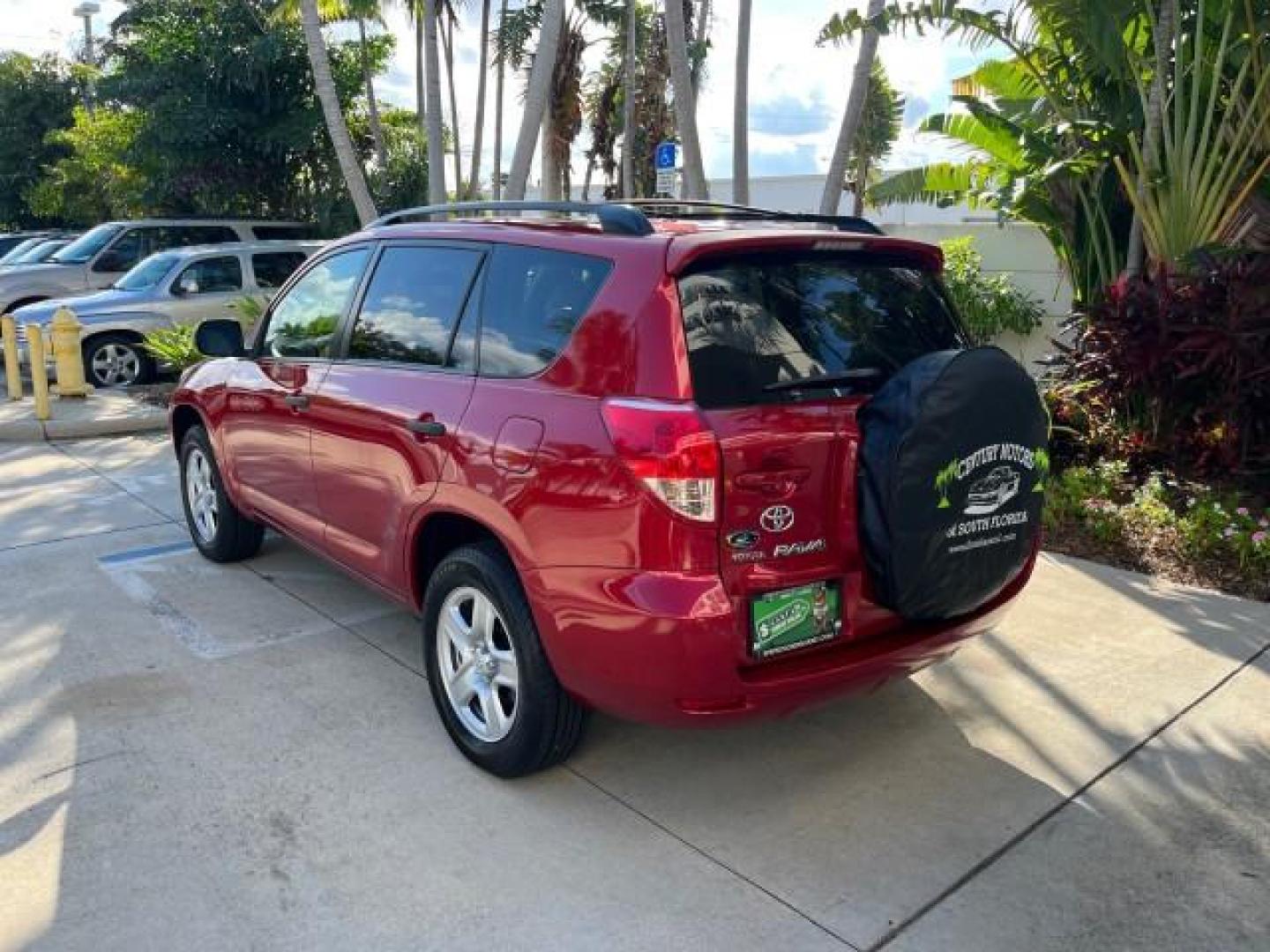 2007 Barcelona Red Metallic /Ash Toyota RAV4 SUV FL LOW MILES 58,784 (JTMZD33V175) with an 2.4L DOHC SFI 16-Valve VVT-i 4-Cyl Engine engine, Automatic transmission, located at 4701 North Dixie Hwy, Pompano Beach, FL, 33064, (954) 422-2889, 26.240938, -80.123474 - OUR WEBPAGE FLORIDACARS1.COM HAS OVER 100 PHOTOS AND FREE CARFAX LINK 2007 TOYOTA RAV4 ROAD READY 2.4L I4 VIN: JTMZD33V175058197 NO RECALLS 30 MPG 4 DOOR WAGON/SPORT UTILITY FLORIDA OWNER 2.4L I4 F DOHC 16V BLUETOOTH LOW MILES 58,784 GASOLINE NAVIGATION 15 SERVICE RECORDS FRONT WHEEL DRIVE BACK UP C - Photo#99