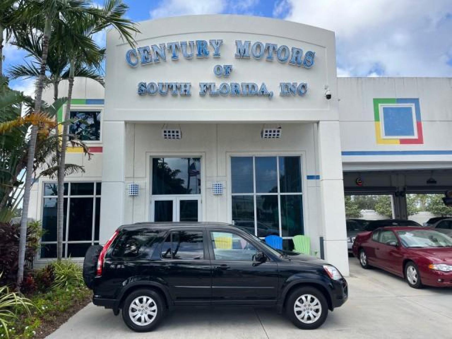 2005 Nighthawk Black Pearl /Black Honda CR-V 4WD EX SE LOW MILES 70,412 (SHSRD78915U) with an 2.4L DOHC MPFI 16-Valve i-VTEC I4 Engine engine, Automatic transmission, located at 4701 North Dixie Hwy, Pompano Beach, FL, 33064, (954) 422-2889, 26.240938, -80.123474 - OUR WEBPAGE FLORIDACARS1.COM HAS OVER 100 PHOTOS AND FREE CARFAX LINK 2005 HONDA CR-V SPECIAL EDITION ROAD READY 2.4L I4 VIN: SHSRD78915U305449 NO ACCIDENTS 27 MPG 4 DOOR WAGON/SPORT UTILITY NO RECALLS AWD 2.4L I4 F DOHC SPECIAL EDITION 1 OWNER HEATED SEATS GASOLINE POWER SUNROOF 38 SERVICE RECORDS - Photo#0