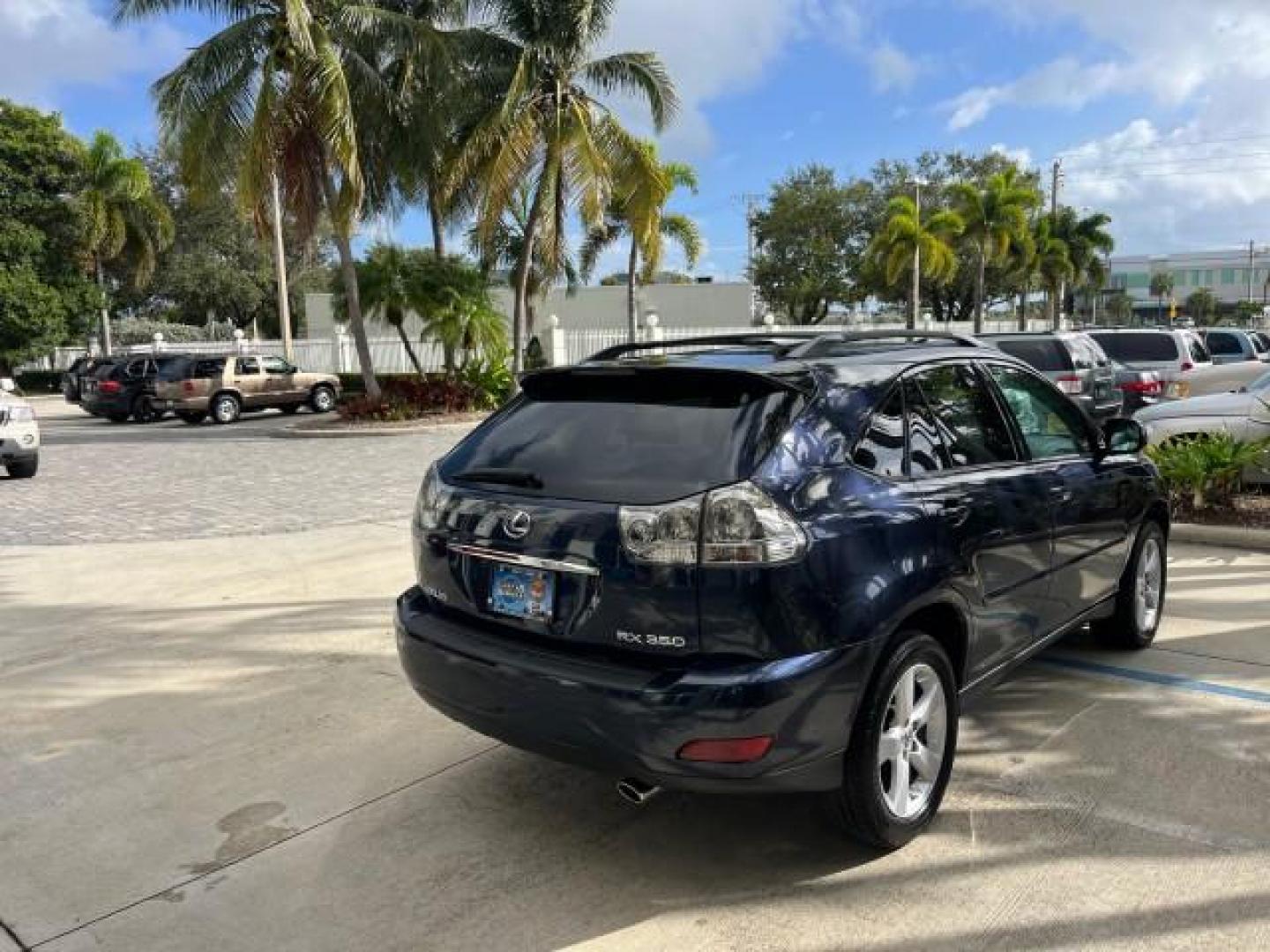 2007 Neptune Blue Mica /Light Gray Lexus RX 350 1 FL LOW MILES 67,914 (2T2GK31U57C) with an 3.5L DOHC SMPI 24-Valve V6 Engine engine, Automatic transmission, located at 4701 North Dixie Hwy, Pompano Beach, FL, 33064, (954) 422-2889, 26.240938, -80.123474 - OUR WEBPAGE FLORIDACARS1.COM HAS OVER 100 PHOTOS AND FREE CARFAX LINK 2007 LEXUS RX 350 NEW $44,434 ROAD READY VIN: 2T2GK31U57C023457 NO ACCIDENTS NO RECALLS DOOR WAGON/SPORT UTILITY 1 OWNER FLORIDA 3.5L V6 3.5L V6 F DOHC 24V LOW MILES 68,914 25 MPG GASOLINE POWER LEATHER SEATS FRONT WHEEL DRIVE POW - Photo#7