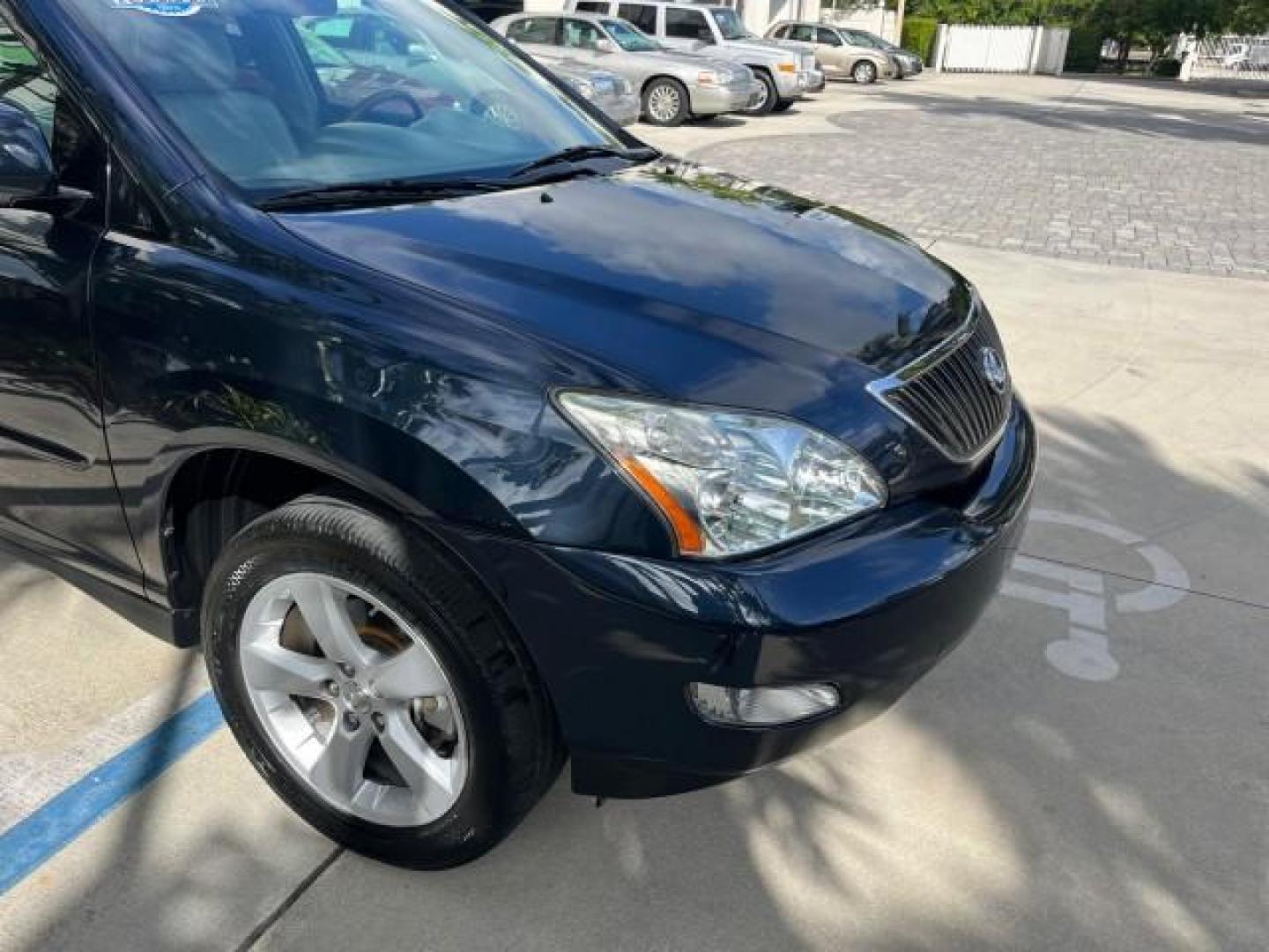 2007 Neptune Blue Mica /Light Gray Lexus RX 350 1 FL LOW MILES 67,914 (2T2GK31U57C) with an 3.5L DOHC SMPI 24-Valve V6 Engine engine, Automatic transmission, located at 4701 North Dixie Hwy, Pompano Beach, FL, 33064, (954) 422-2889, 26.240938, -80.123474 - OUR WEBPAGE FLORIDACARS1.COM HAS OVER 100 PHOTOS AND FREE CARFAX LINK 2007 LEXUS RX 350 NEW $44,434 ROAD READY VIN: 2T2GK31U57C023457 NO ACCIDENTS NO RECALLS DOOR WAGON/SPORT UTILITY 1 OWNER FLORIDA 3.5L V6 3.5L V6 F DOHC 24V LOW MILES 68,914 25 MPG GASOLINE POWER LEATHER SEATS FRONT WHEEL DRIVE POW - Photo#88