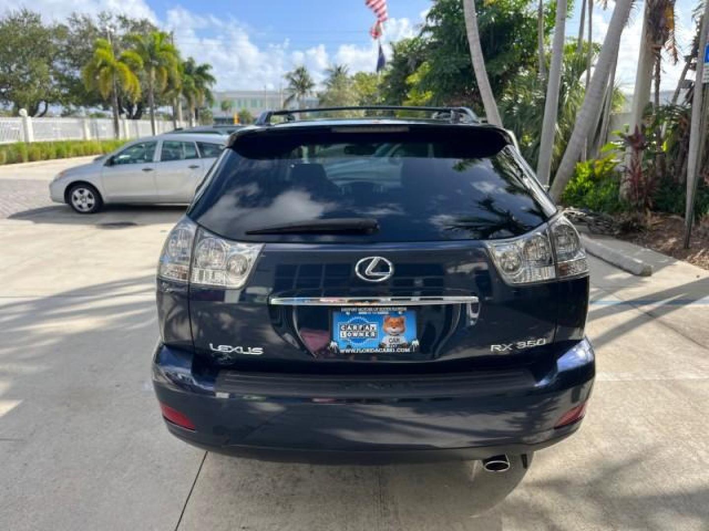 2007 Neptune Blue Mica /Light Gray Lexus RX 350 1 FL LOW MILES 67,914 (2T2GK31U57C) with an 3.5L DOHC SMPI 24-Valve V6 Engine engine, Automatic transmission, located at 4701 North Dixie Hwy, Pompano Beach, FL, 33064, (954) 422-2889, 26.240938, -80.123474 - OUR WEBPAGE FLORIDACARS1.COM HAS OVER 100 PHOTOS AND FREE CARFAX LINK 2007 LEXUS RX 350 NEW $44,434 ROAD READY VIN: 2T2GK31U57C023457 NO ACCIDENTS NO RECALLS DOOR WAGON/SPORT UTILITY 1 OWNER FLORIDA 3.5L V6 3.5L V6 F DOHC 24V LOW MILES 68,914 25 MPG GASOLINE POWER LEATHER SEATS FRONT WHEEL DRIVE POW - Photo#98