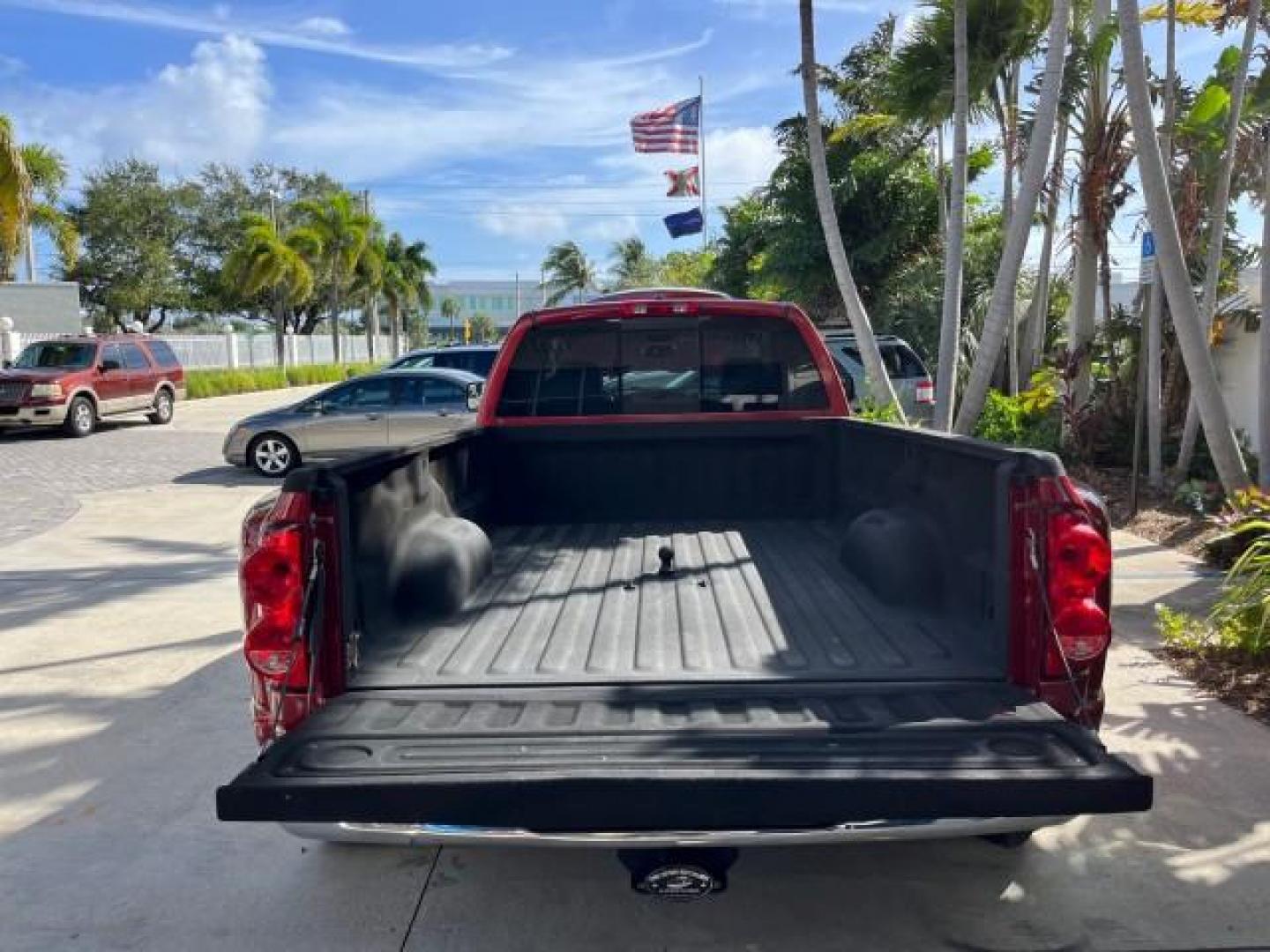 2007 Flame Red /Dark Slate Gray Dodge Ram 3500 1 FL DUALLY 6.7 TURBO DIESEL LO MI 53,485 (3D7ML48A47G) with an 6.7L Straight 6-Cyl Engine engine, Automatic transmission, located at 4701 North Dixie Hwy, Pompano Beach, FL, 33064, (954) 422-2889, 26.240938, -80.123474 - OUR WEBPAGE FLORIDACARS1.COM HAS OVER 100 PHOTOS AND FREE CARFAX LINK 2007 DODGE RAM 3500 ST ROAD READY WORK READY VIN: 3D7ML48A47G841313 NO ACCIDENTS NO RECALLS CREW PICKUP 5TH WHEEL HITCH 1 OWNER FLORIDA 6.7L I6 F LOW MILES 53,485 8,2 FT BED TURBO DIESEL POWER LEATHER SEATS REAR WHEEL DRIVE CUMMIN - Photo#89